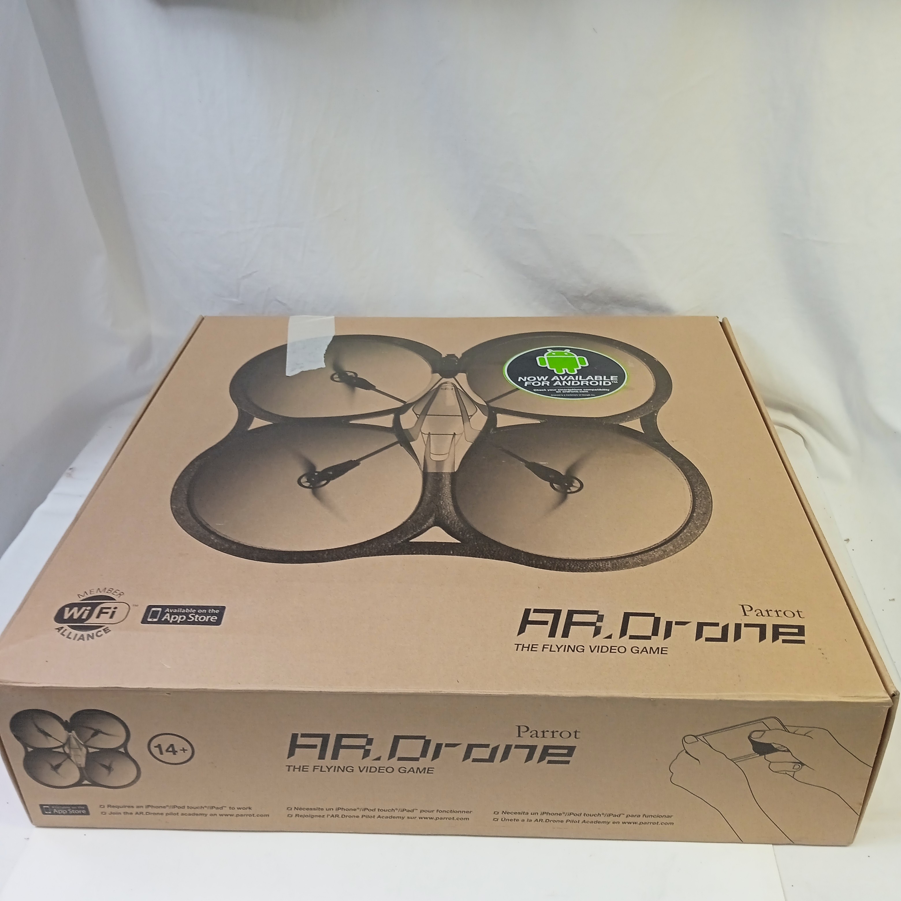 Voir photo 4 de Drone vintage de loisirs AR-Drone Parrot // Drone vintage de loisirs AR-Drone Parrot // État correct reconditionné photo 4