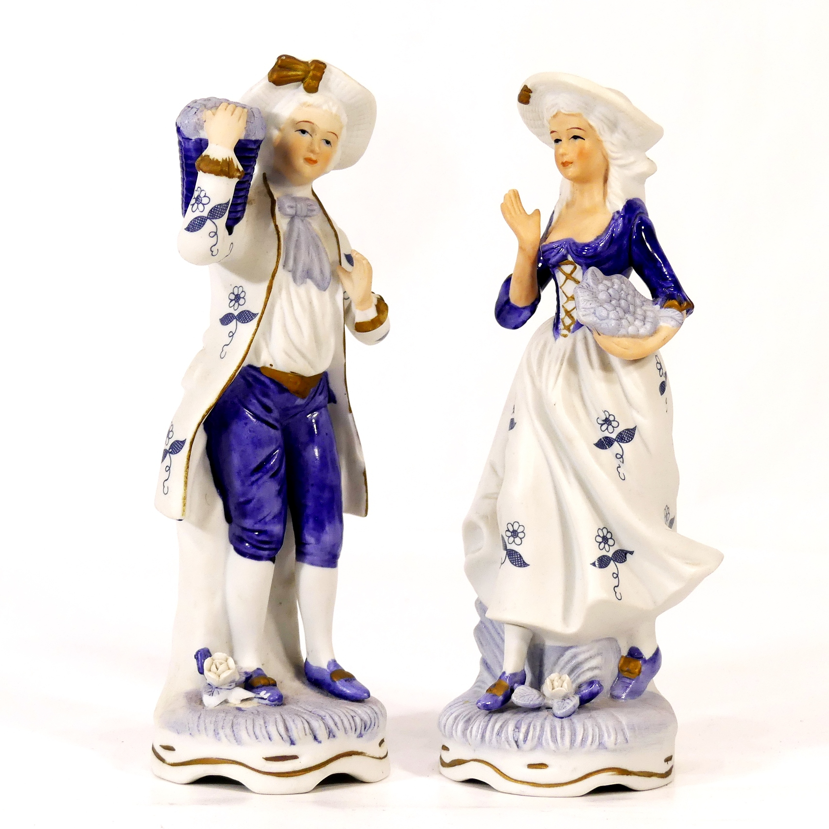 Acheter Duo couple Marquis - Porcelaine bleue - 10,00 € Duo couple Marquis - Porcelaine bleue reconditionné disponible sur Label Emmaüs