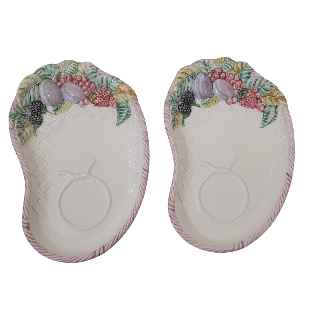 Acheter Duo d'Assiettes à Déjeuner Vintage en Céramique Émaillée - Barbotine Parfait état - 18,00 € Duo d'Assiettes à Déjeuner Vintage en Céramique Émaillée - Barbotine Parfait état reconditionné disponible sur Label Emmaüs