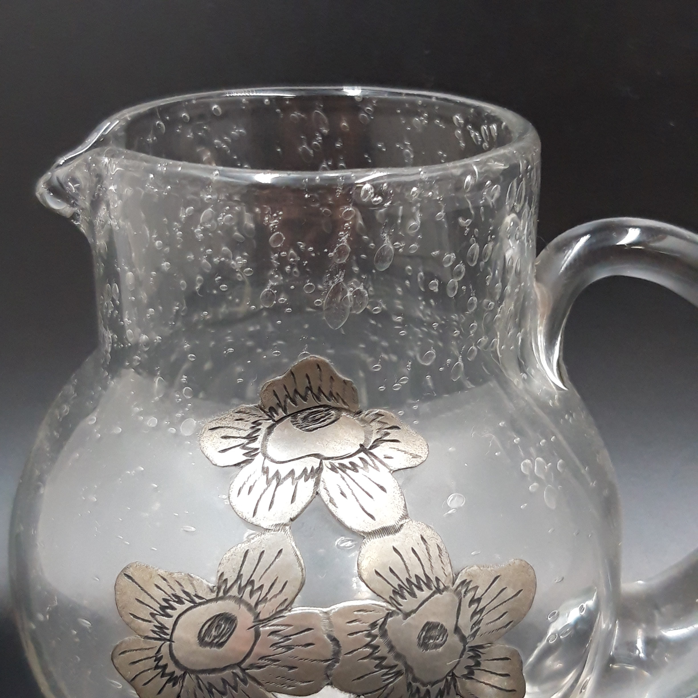 Voir photo 4 de Duo de petit pichet de 25 cl + petit vase en verre déco en étain Duo de petit pichet de 25 cl + petit vase en verre déco en étain Bon état reconditionné photo 4