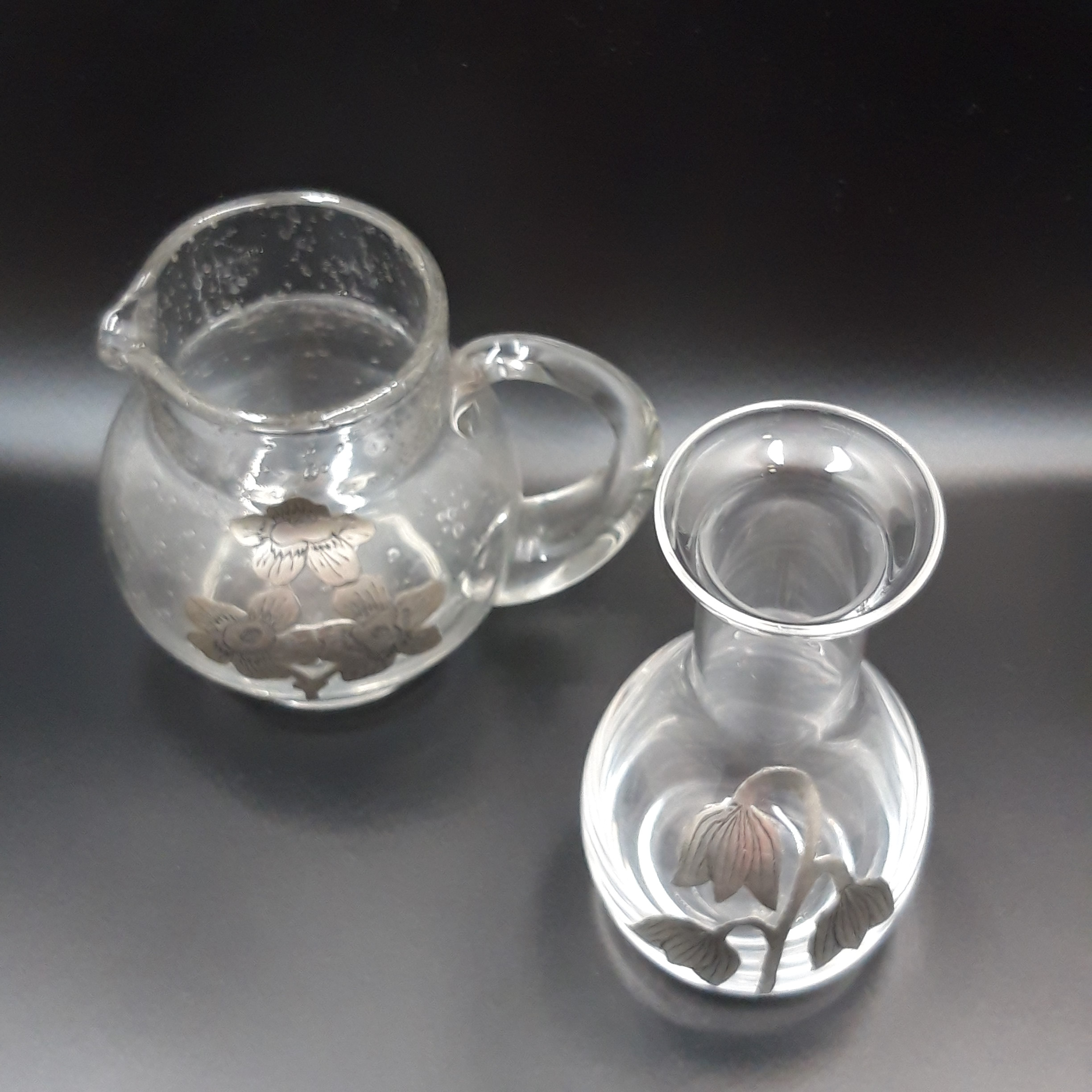 Voir photo 6 de Duo de petit pichet de 25 cl + petit vase en verre déco en étain Duo de petit pichet de 25 cl + petit vase en verre déco en étain Bon état reconditionné photo 6