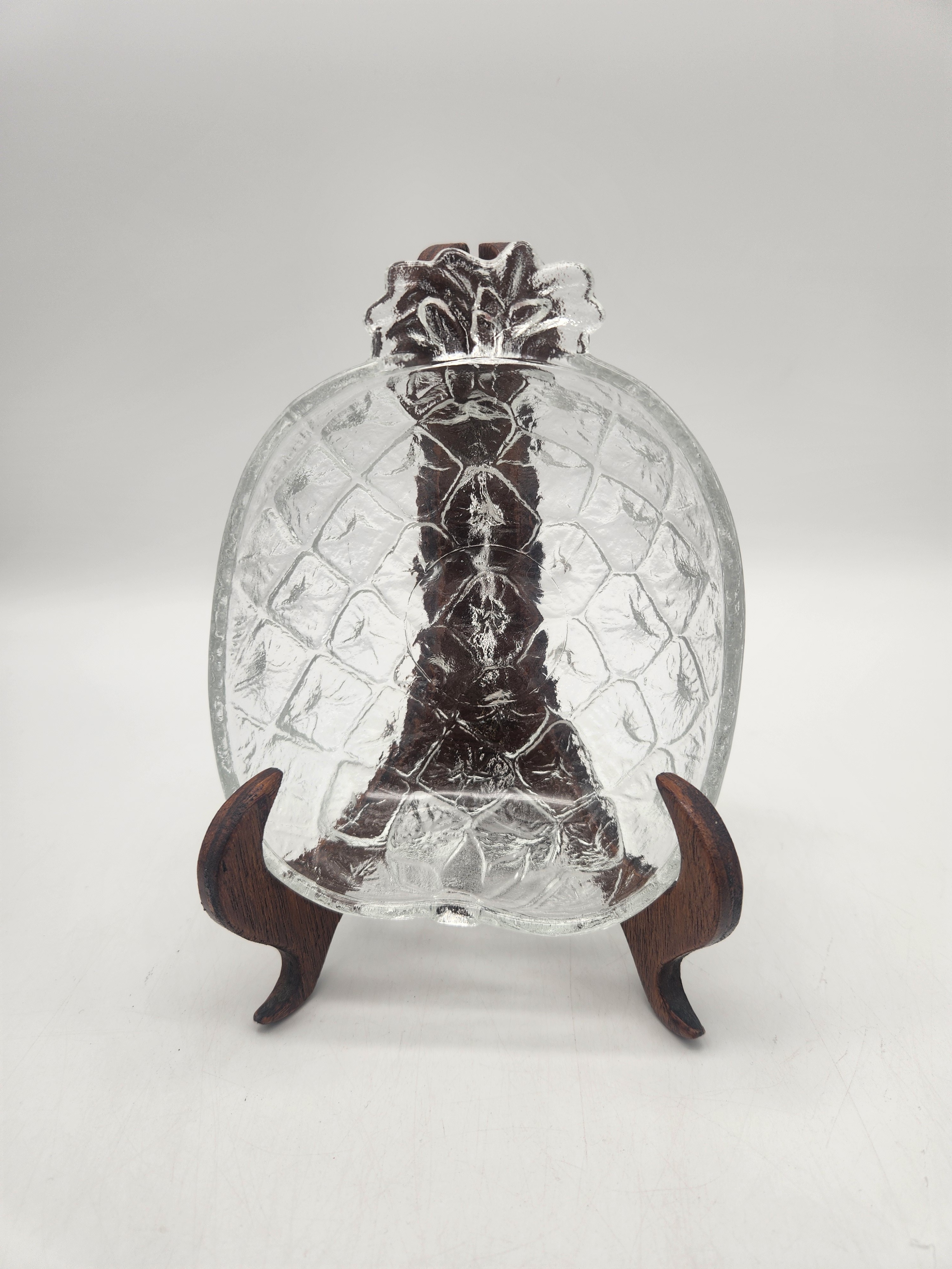 Voir photo 2 de Duo de ramequins vintage en verre moulé – Motifs Fraise & Ananas Duo de ramequins vintage en verre moulé – Motifs Fraise & Ananas Très bon état reconditionné photo 2