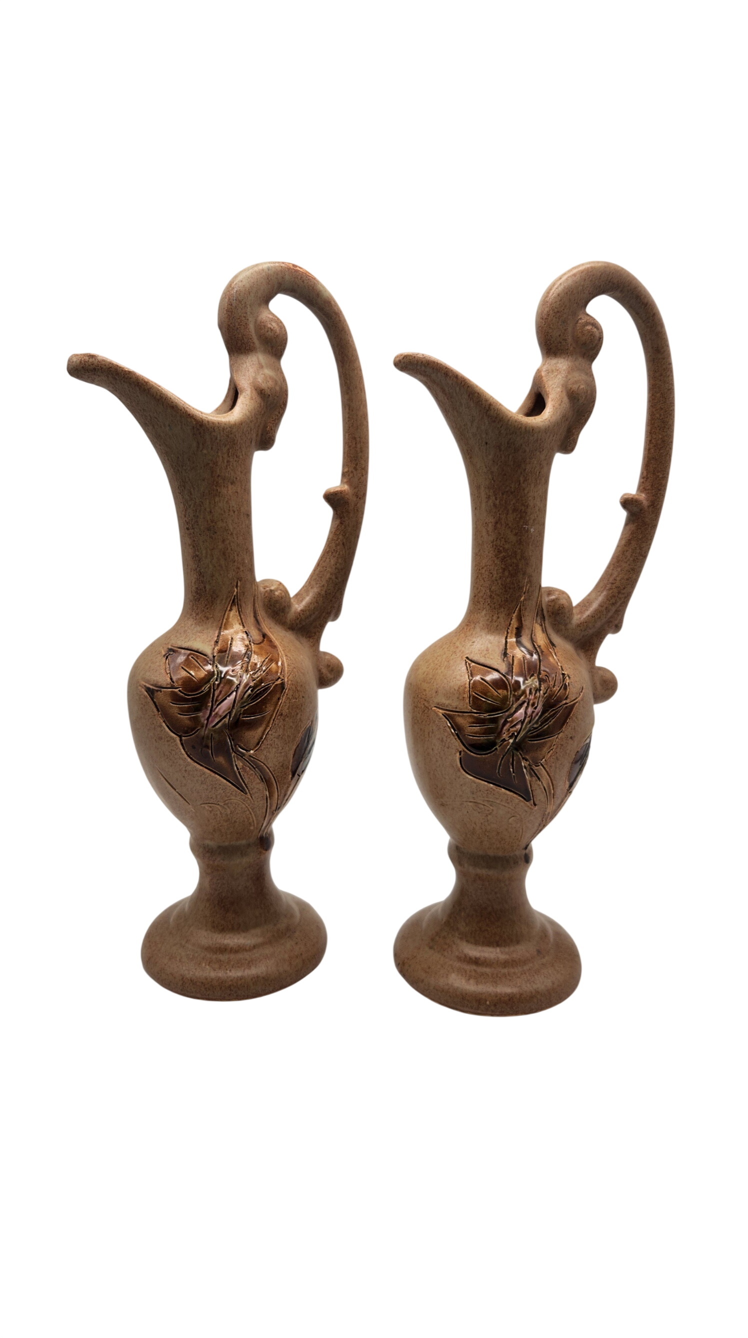Duo de vase soliflore style Vallauris en céramique vintage Très bon état - 22,00 € Duo de vase soliflore style Vallauris en céramique vintage Très bon état reconditionné disponible sur Label Emmaüs