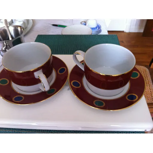 Duo Dejeuner 2 Tasses Et Sous Tasses Porcelaine Bon état reconditionné disponible sur Rakuten