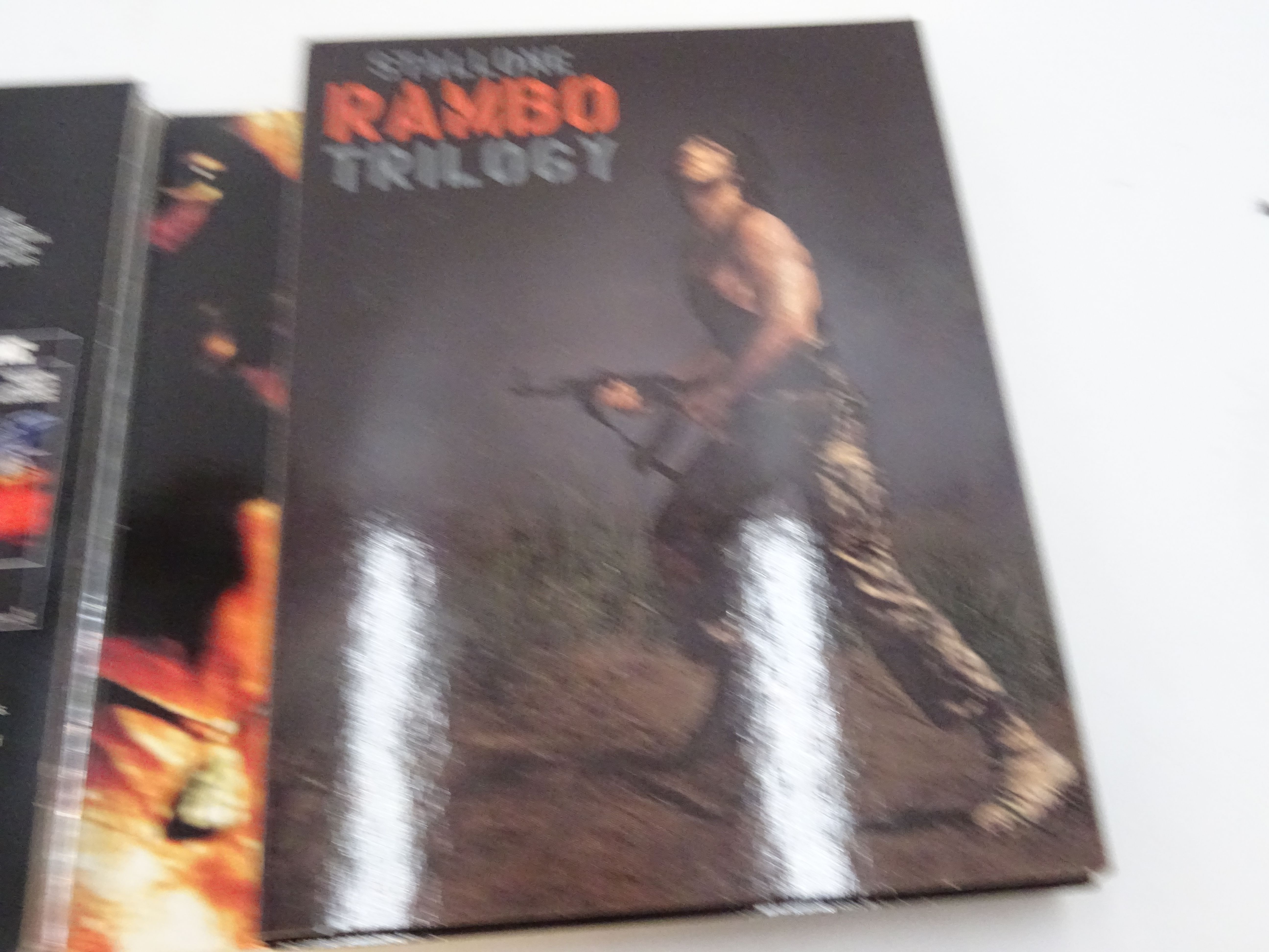 Voir photo 3 de DVD collector Rambo trilogy DVD collector Rambo trilogy État correct reconditionné photo 3