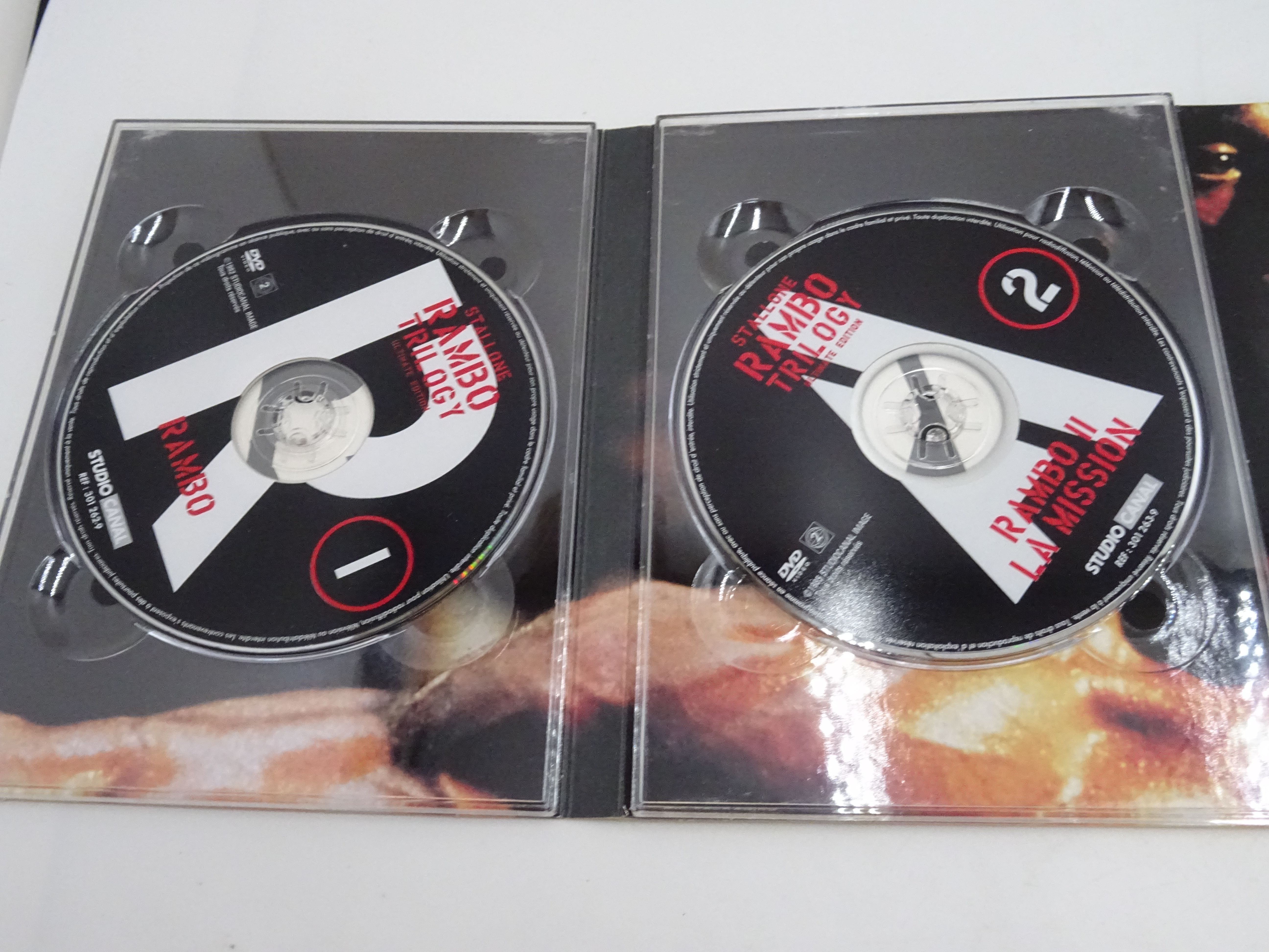 Voir photo 4 de DVD collector Rambo trilogy DVD collector Rambo trilogy État correct reconditionné photo 4