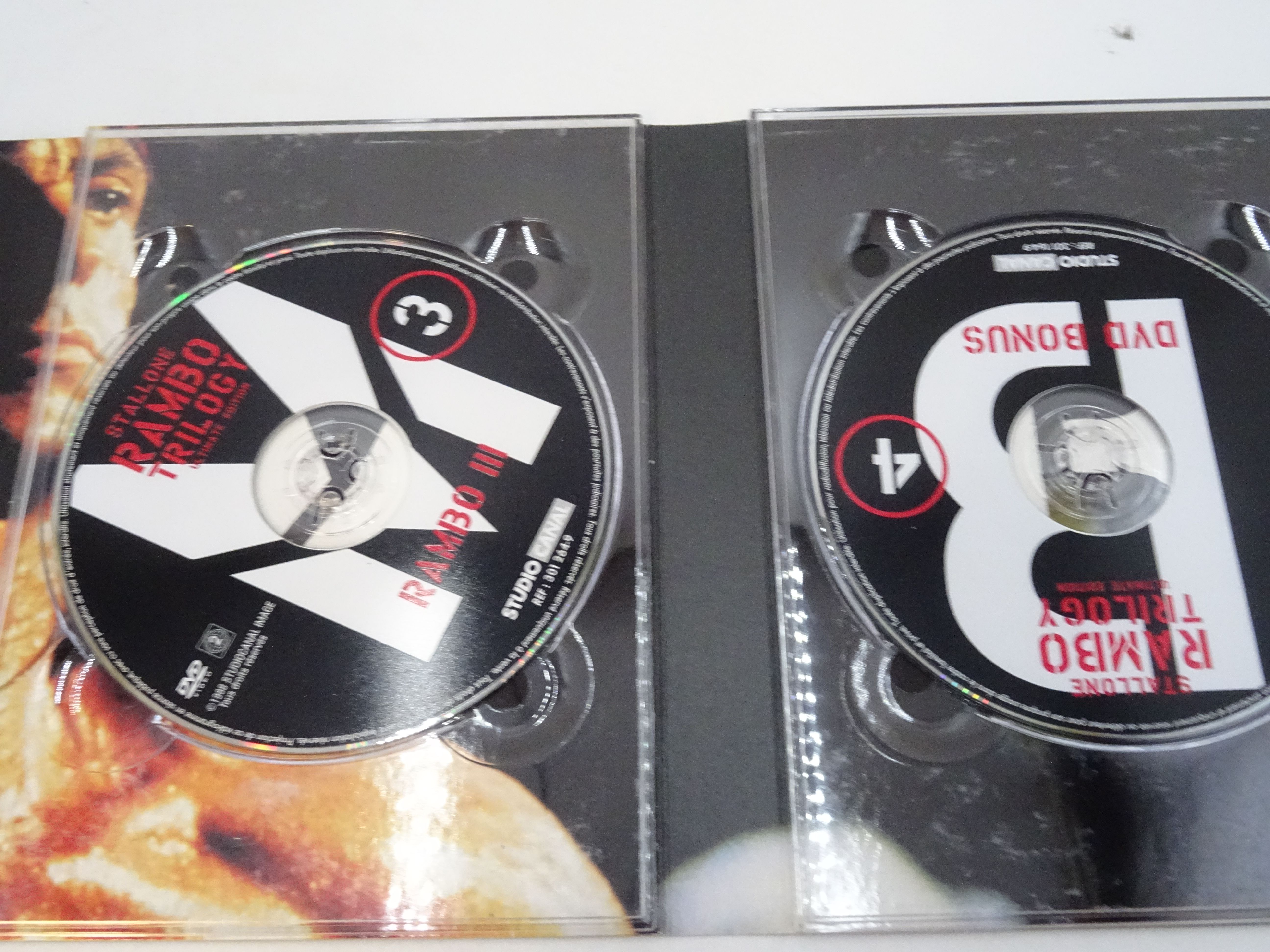 Voir photo 6 de DVD collector Rambo trilogy DVD collector Rambo trilogy État correct reconditionné photo 6