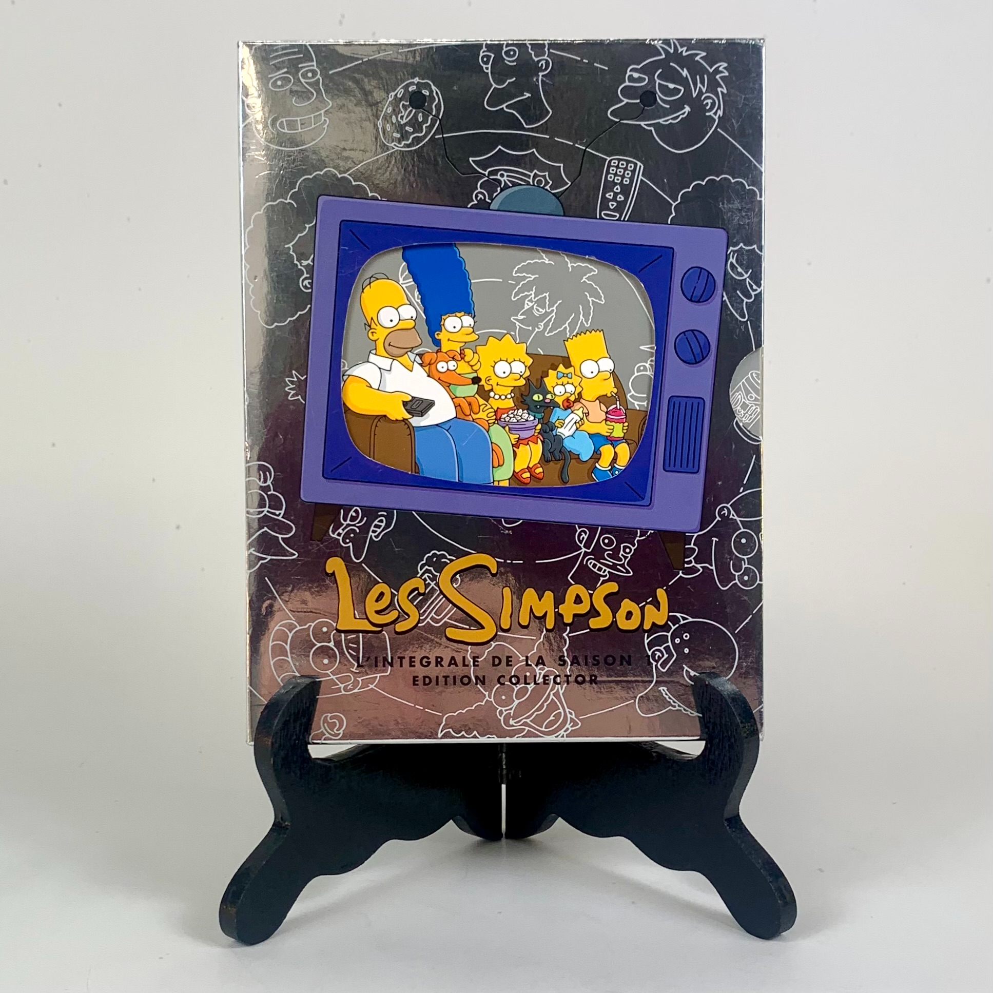 Acheter DVD Les Simpson l'Intégrale de la Saison 1 édition Collector Bon état - 10,00 € DVD Les Simpson l'Intégrale de la Saison 1 édition Collector Bon état reconditionné disponible sur Label Emmaüs