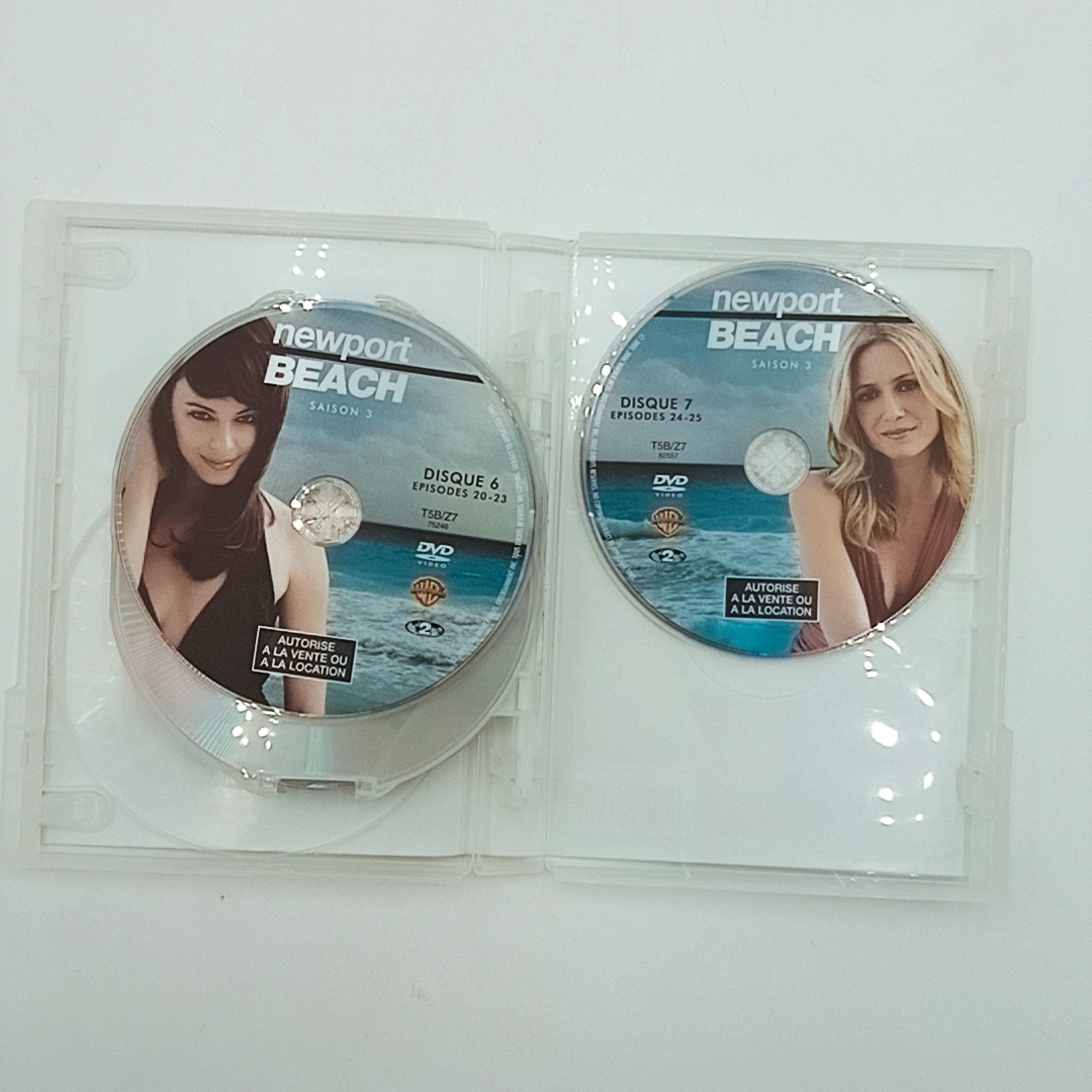 Voir photo 17 de DVD Newport Beach intégrale saison 1- 4 DVD Newport Beach intégrale saison 1- 4 Très bon état reconditionné photo 17