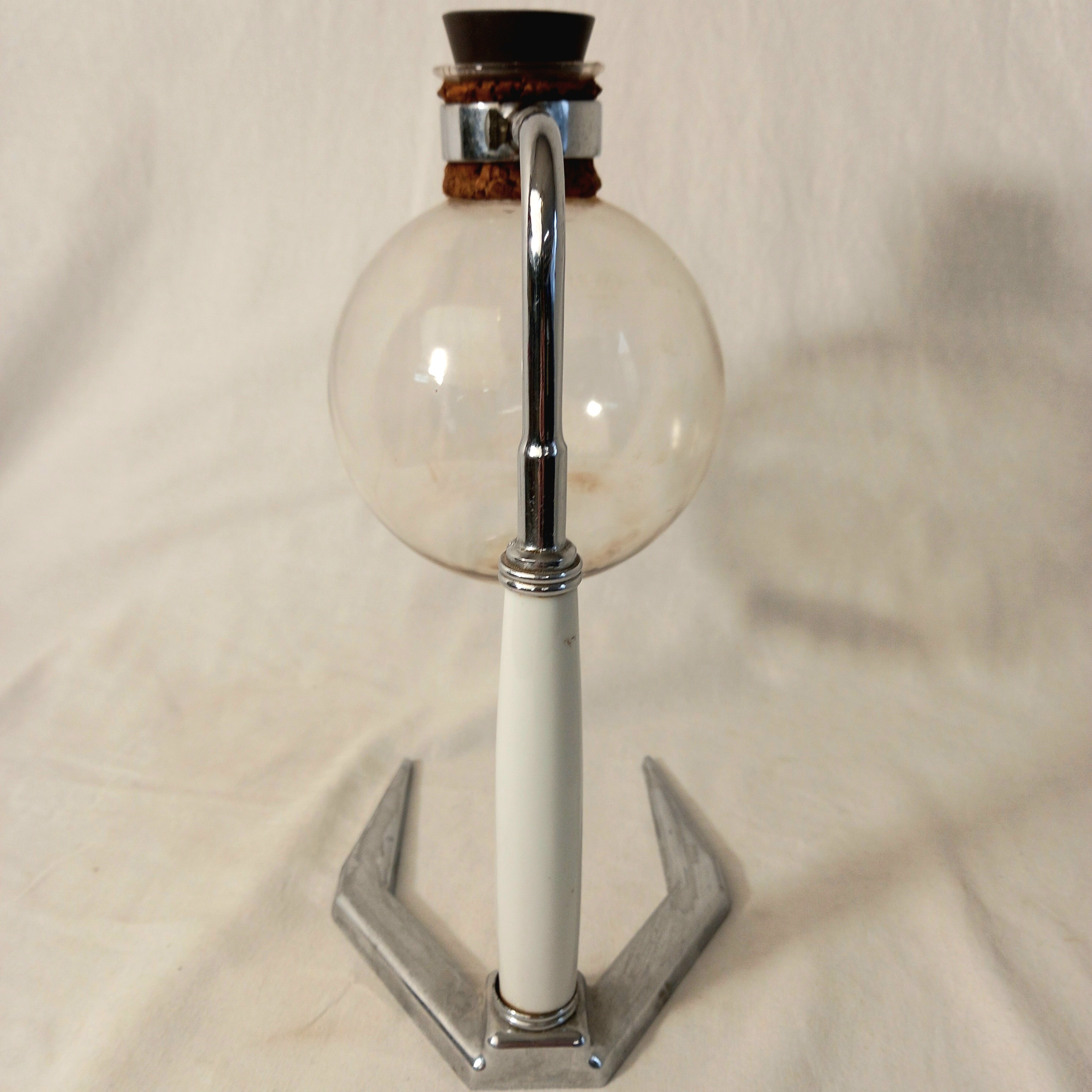 Voir photo 3 de Elément de cafetière à dépression (ou cafetière à siphon), de marque Hellem (France) - VINTAGE Elément de cafetière à dépression (ou cafetière à siphon), de marque Hellem (France) - VINTAGE reconditionné photo 3