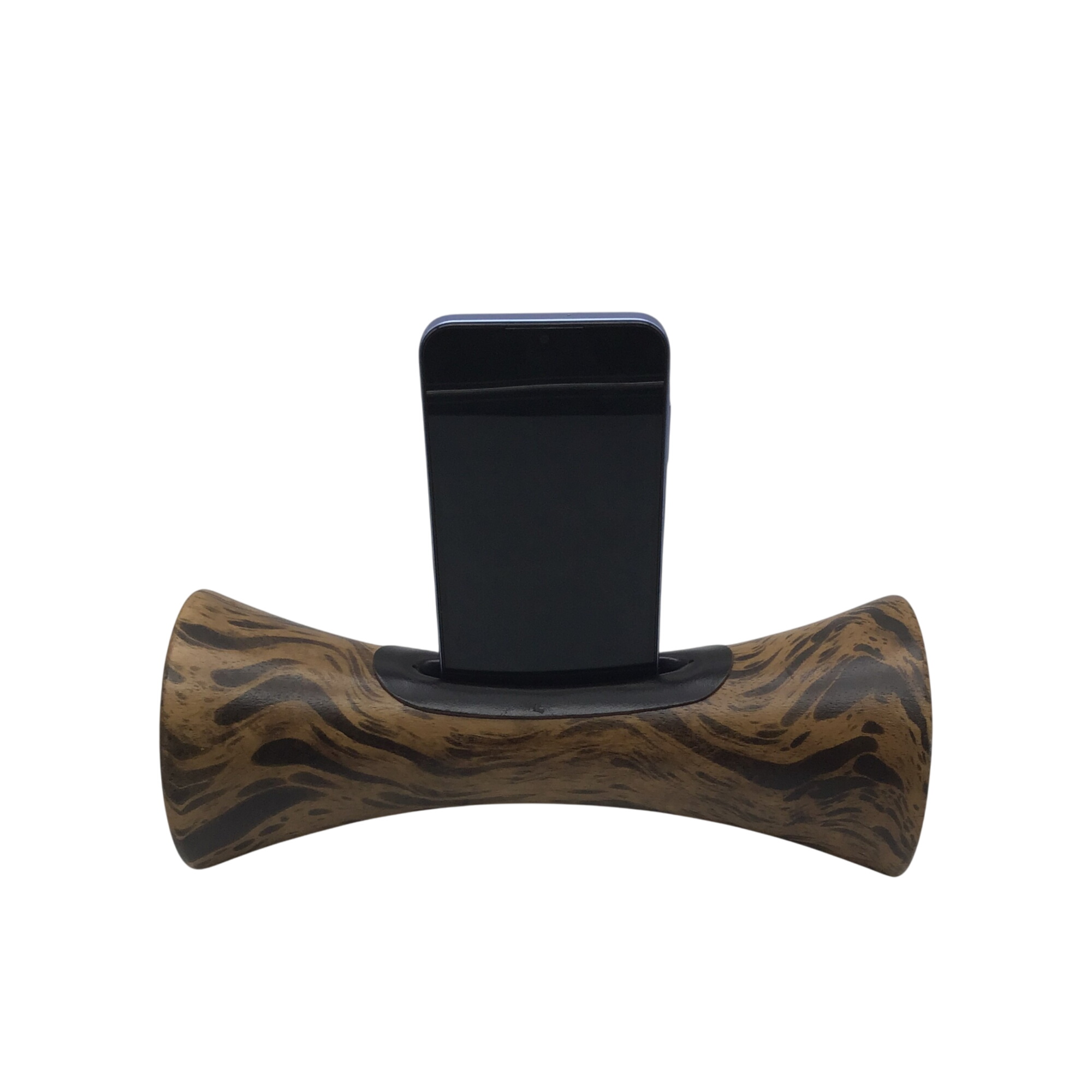 Enceinte écologique et universelle en bois Bon état - 14,00 € Enceinte écologique et universelle en bois Bon état reconditionné disponible sur Label Emmaüs