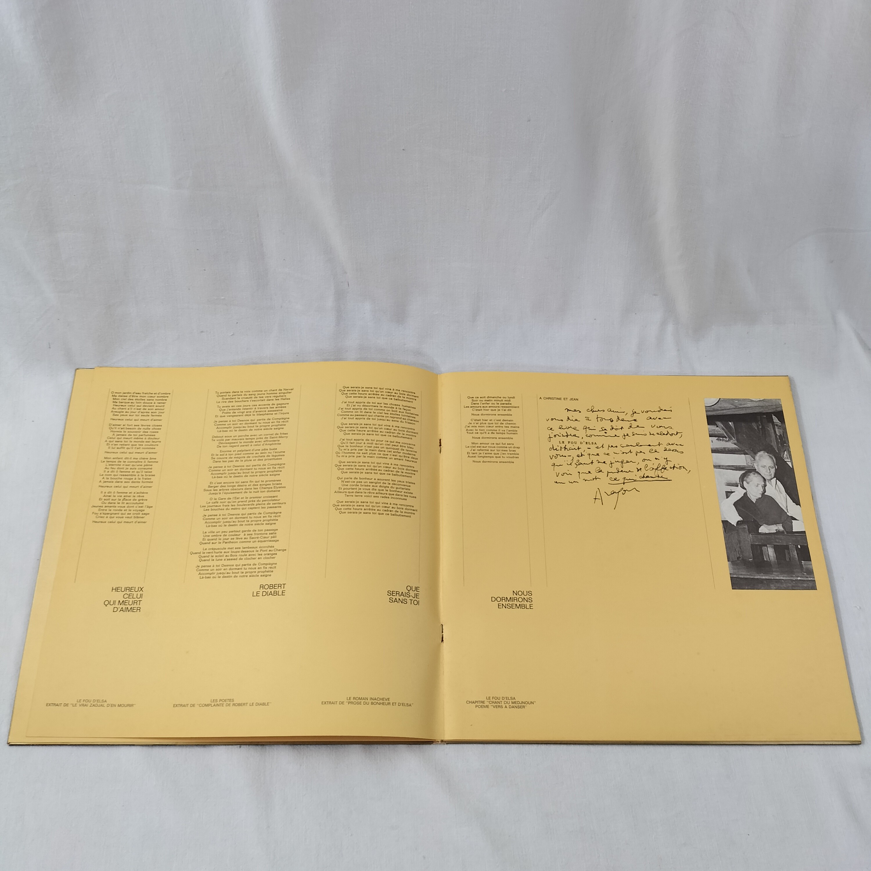 Voir photo 24 de Ensemble 6 pochettes 6 vinyles Jean Ferrat Ensemble 6 pochettes 6 vinyles Jean Ferrat Bon état reconditionné photo 24