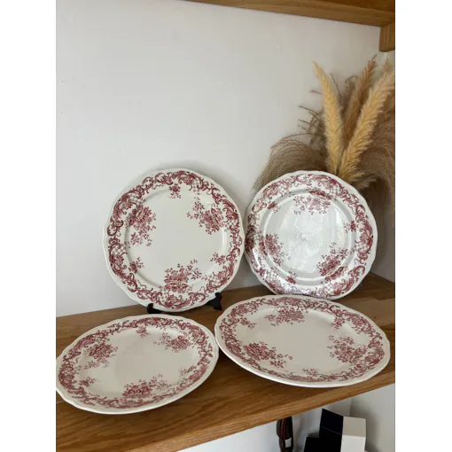 Ensemble De 3 Assiettes Plates Et Une Assiette À Dessert Villeroy Et Boch Valeria Bordeaux Bon état reconditionné disponible sur Rakuten