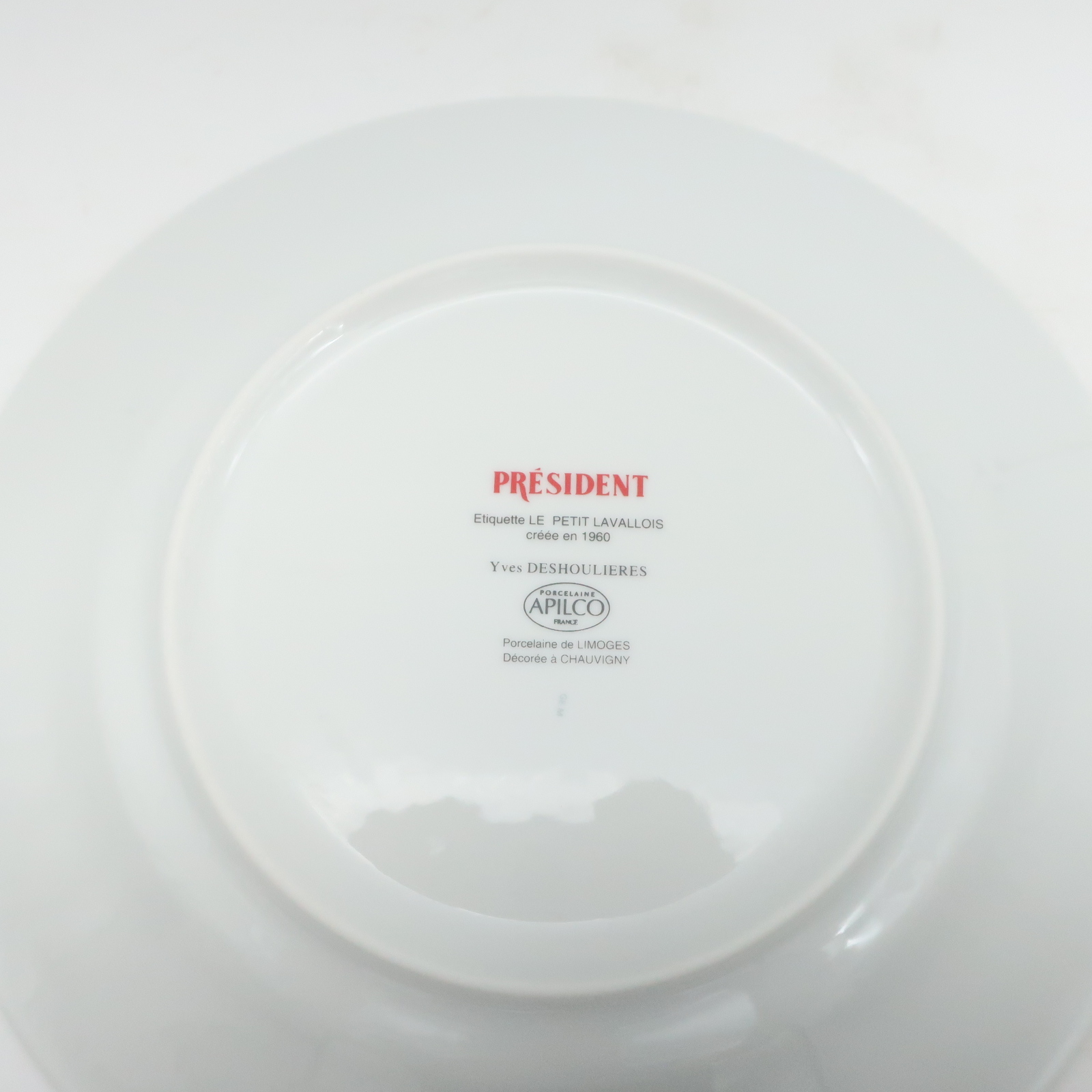 Voir photo 11 de Ensemble de 6 assiettes à fromage " Président " en porcelaine de Limoges Yves Deshoulières dans leurs boite en carton Ensemble de 6 assiettes à fromage " Président " en porcelaine de Limoges Yves Deshoulières dans leurs boite en carton Très bon état reconditionné photo 11