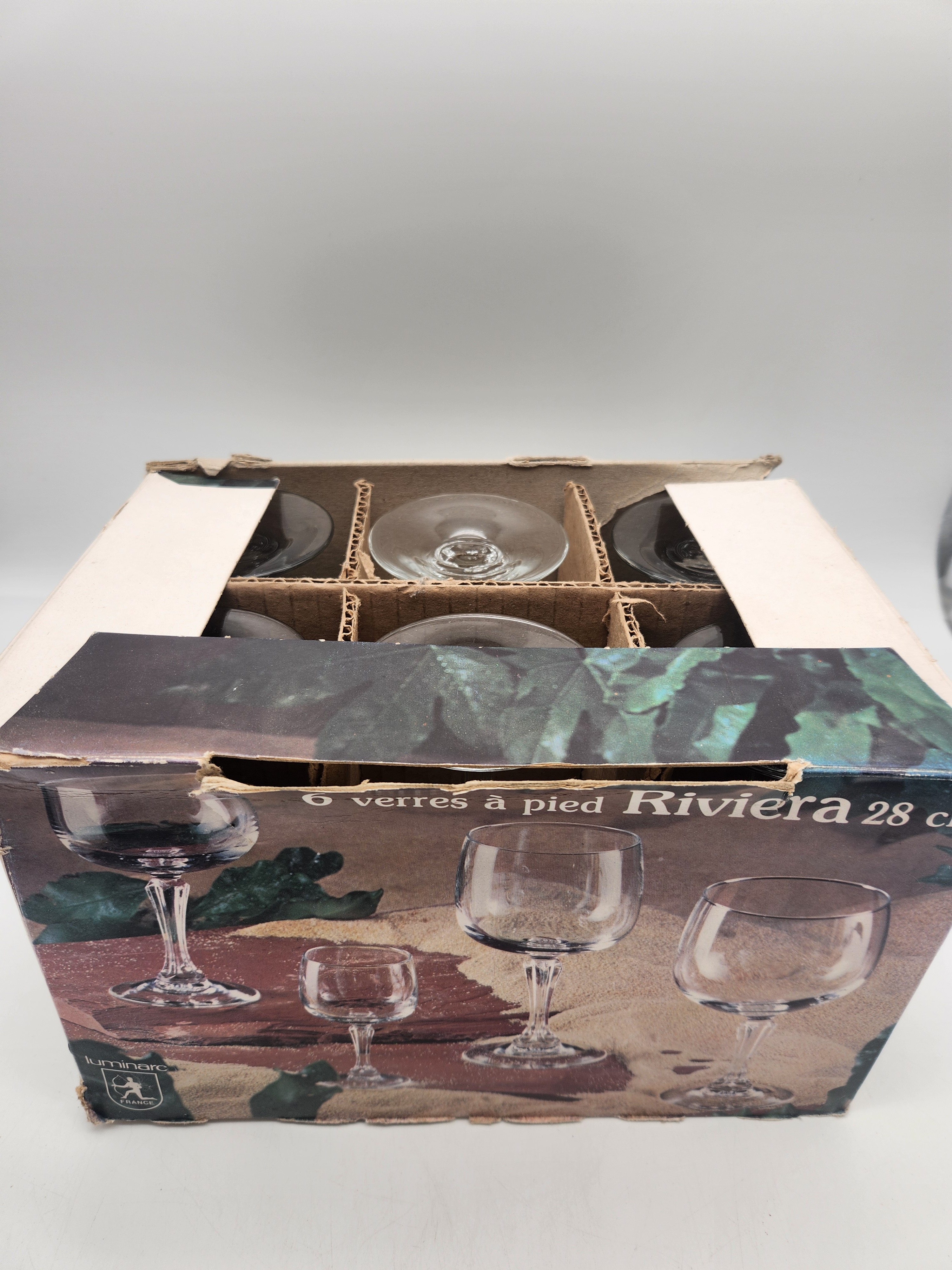 Voir photo 9 de Ensemble de 6 verres à pied Riviera vintage Ensemble de 6 verres à pied Riviera vintage Très bon état reconditionné photo 9