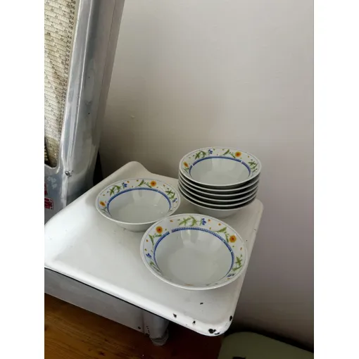 Ensemble De 8 Coupelles Motif Fleuri Chriss G En Porcelaine Bon état reconditionné disponible sur Rakuten