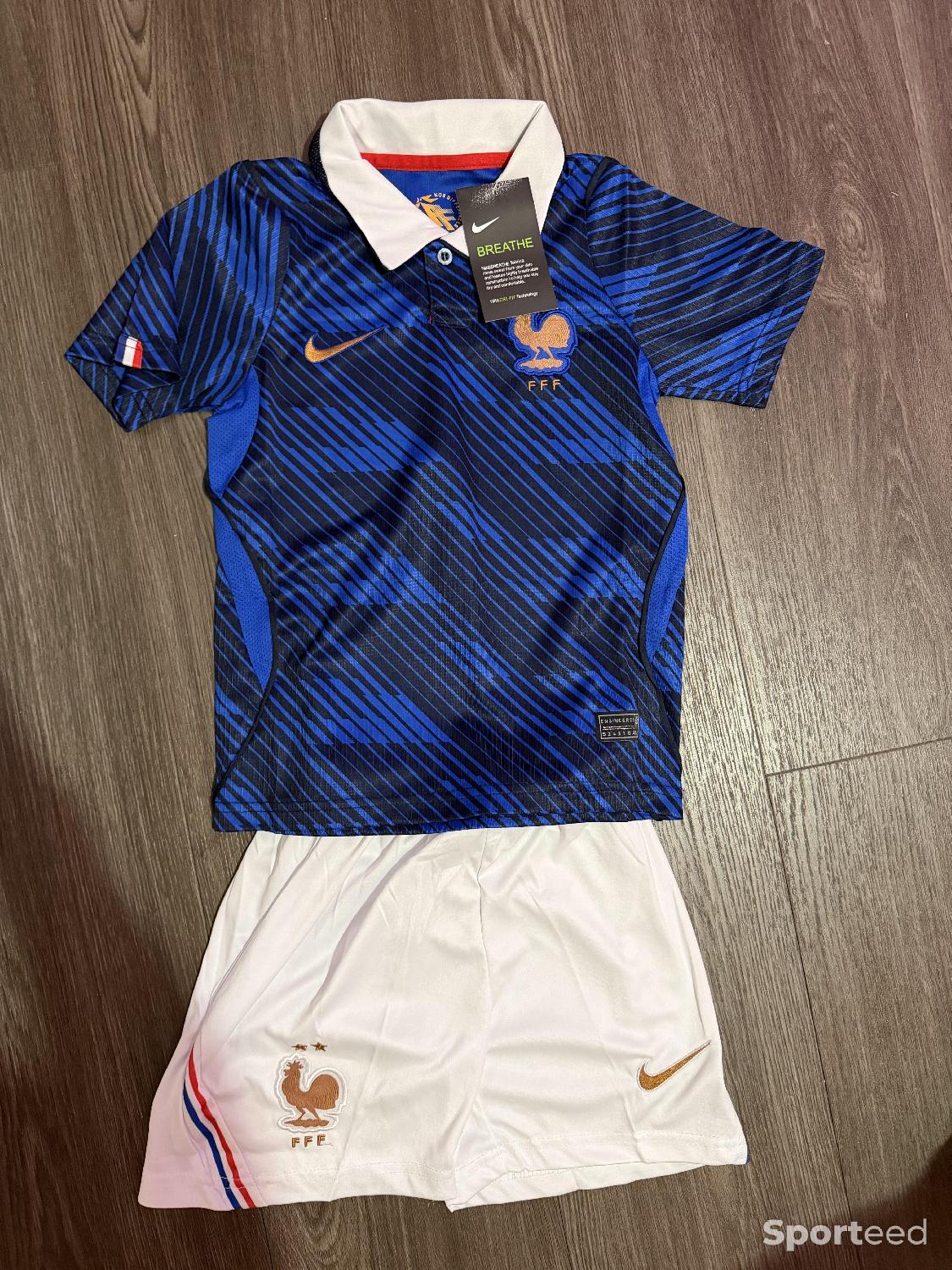 🇫🇷 Ensemble Équipe de France/maillot – Enfant 3/4 ans – Neuf avec étiquette Comme neuf (c'est déjà la condition standard) Nike reconditionné disponible sur Sporteed