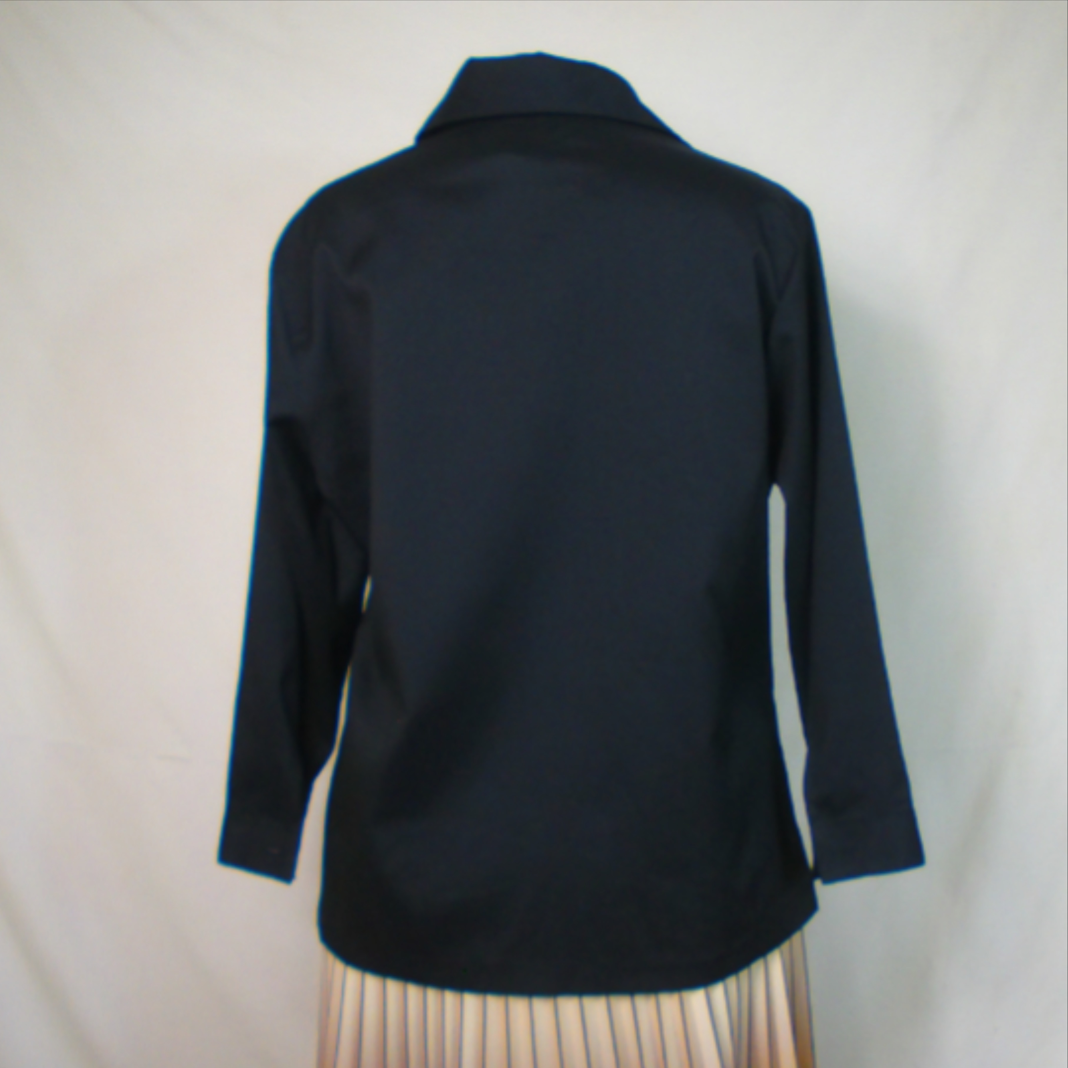 Voir photo 9 de Ensemble jupe - chemise, beige - marron clair et noir, taille M Ensemble jupe - chemise, beige - marron clair et noir, taille M Très bon état reconditionné photo 9