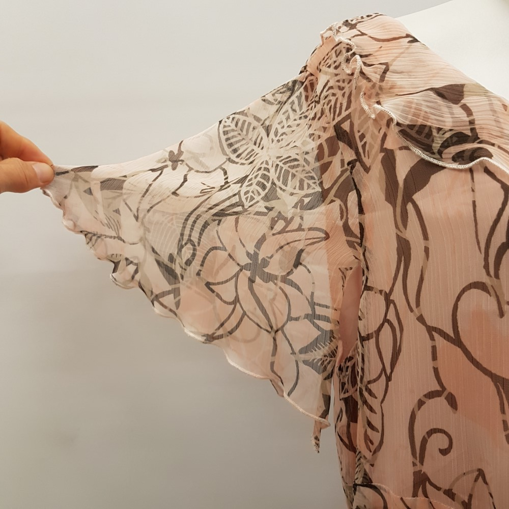 Voir photo 13 de Ensemble : robe, boléro et foulard - UN JOUR AILLEURS - Taille 44 Ensemble : robe, boléro et foulard - UN JOUR AILLEURS - Taille 44 Très bon état reconditionné photo 13