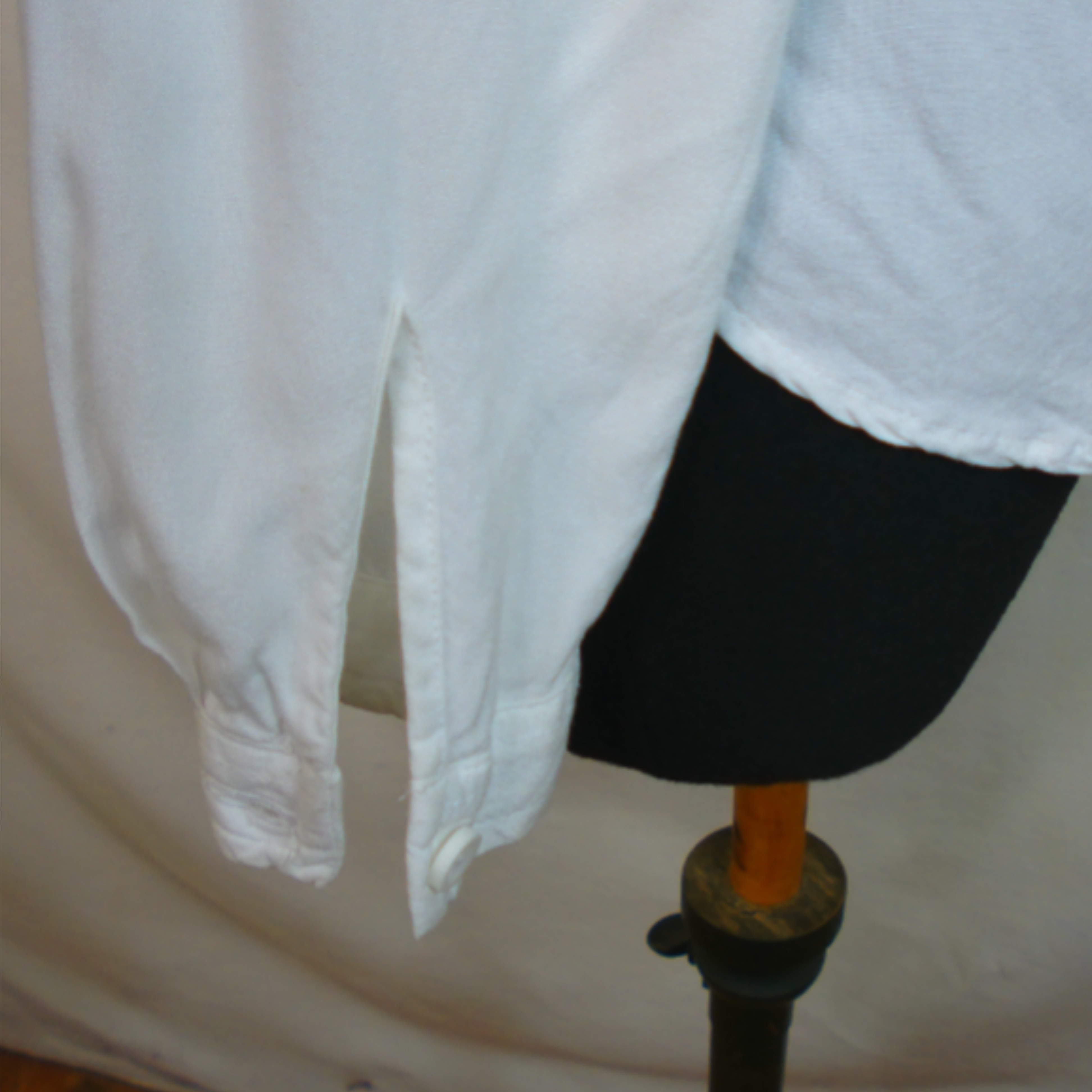 Voir photo 12 de Ensemble Salopette - chemise, gris foncé - noir et blanc, taille 1 Ensemble Salopette - chemise, gris foncé - noir et blanc, taille 1 Très bon état reconditionné photo 12