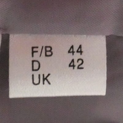 Voir photo 5 de Ensemble veste et pantalon violet - Femme - Taille 46 Ensemble veste et pantalon violet - Femme - Taille 46 Bon état reconditionné photo 5