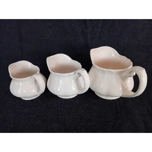 Ensemble Vintage De 3 Pichets En Faïence Anglaise W. H. Grindley occasion reconditionné disponible sur Rakuten