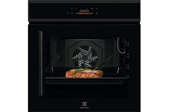 EOE8P09RH Noir Ouverture Droite Bon état - 618,99 € EOE8P09RH Noir Ouverture Droite Bon état Electrolux reconditionné disponible sur Darty