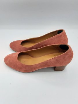 Escarpin des petits hauts rose de seconde main - 35,00 € Escarpin des petits hauts rose de seconde main Geox reconditionné disponible sur Claquettes Market | Dero