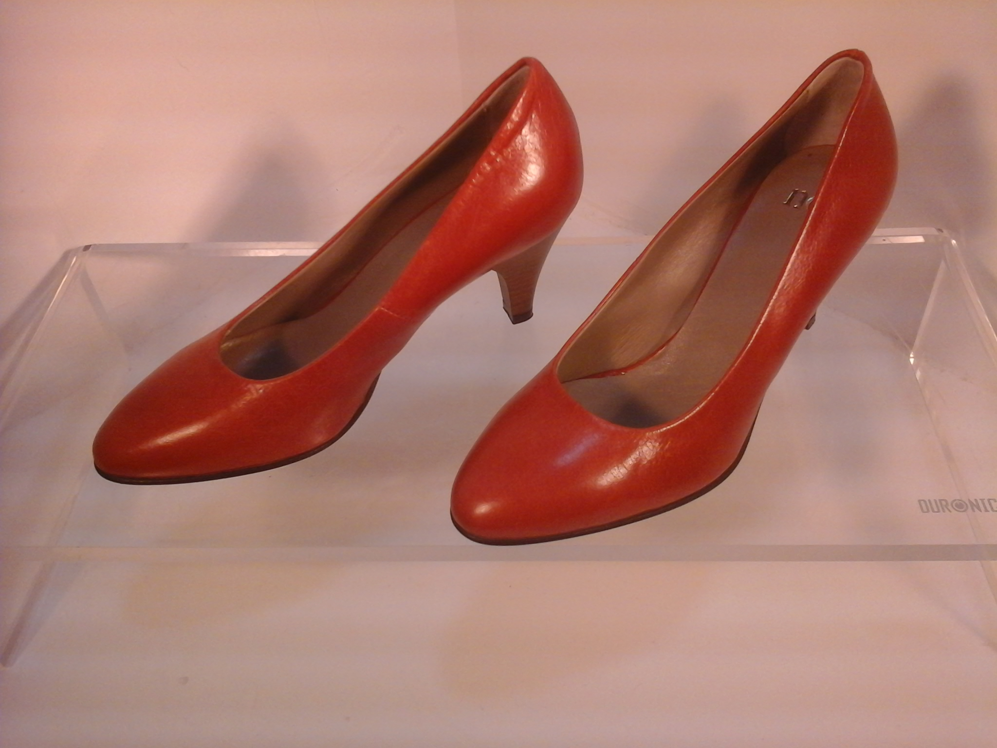 Voir photo 2 de Escarpin femme NOE Escarpin femme NOE Parfait état reconditionné photo 2