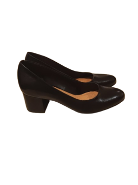 Escarpin noir cuir lisse ERAM T37 de seconde main - 10,00 € Escarpin noir cuir lisse ERAM T37 de seconde main reconditionné disponible sur Claquettes Market