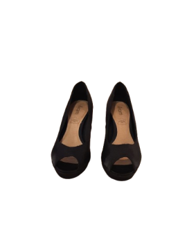 Escarpin noir Eram à talons de seconde main - 15,00 € Escarpin noir Eram à talons de seconde main reconditionné disponible sur Claquettes Market