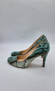 Escarpins Minelli bleu de seconde main Bon état - 15,00 € Escarpins Minelli bleu de seconde main Bon état Minelli reconditionné disponible sur Claquettes Market