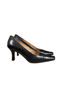 Acheter Escarpins noir - 30,00 € Escarpins noir Manfield reconditionné disponible sur Claquettes Market