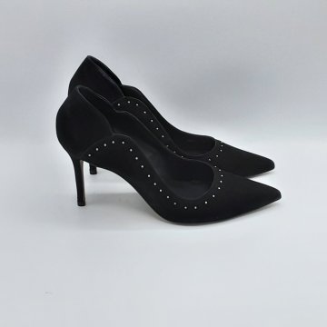 Escarpins San Marina noir de seconde main - 35,00 € Escarpins San Marina noir de seconde main San Marina reconditionné disponible sur Claquettes Market