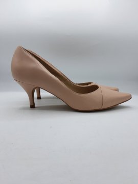 Acheter Escarpins SAN MARINA nude de seconde main - 30,00 € Escarpins SAN MARINA nude de seconde main San Marina reconditionné disponible sur Claquettes Market