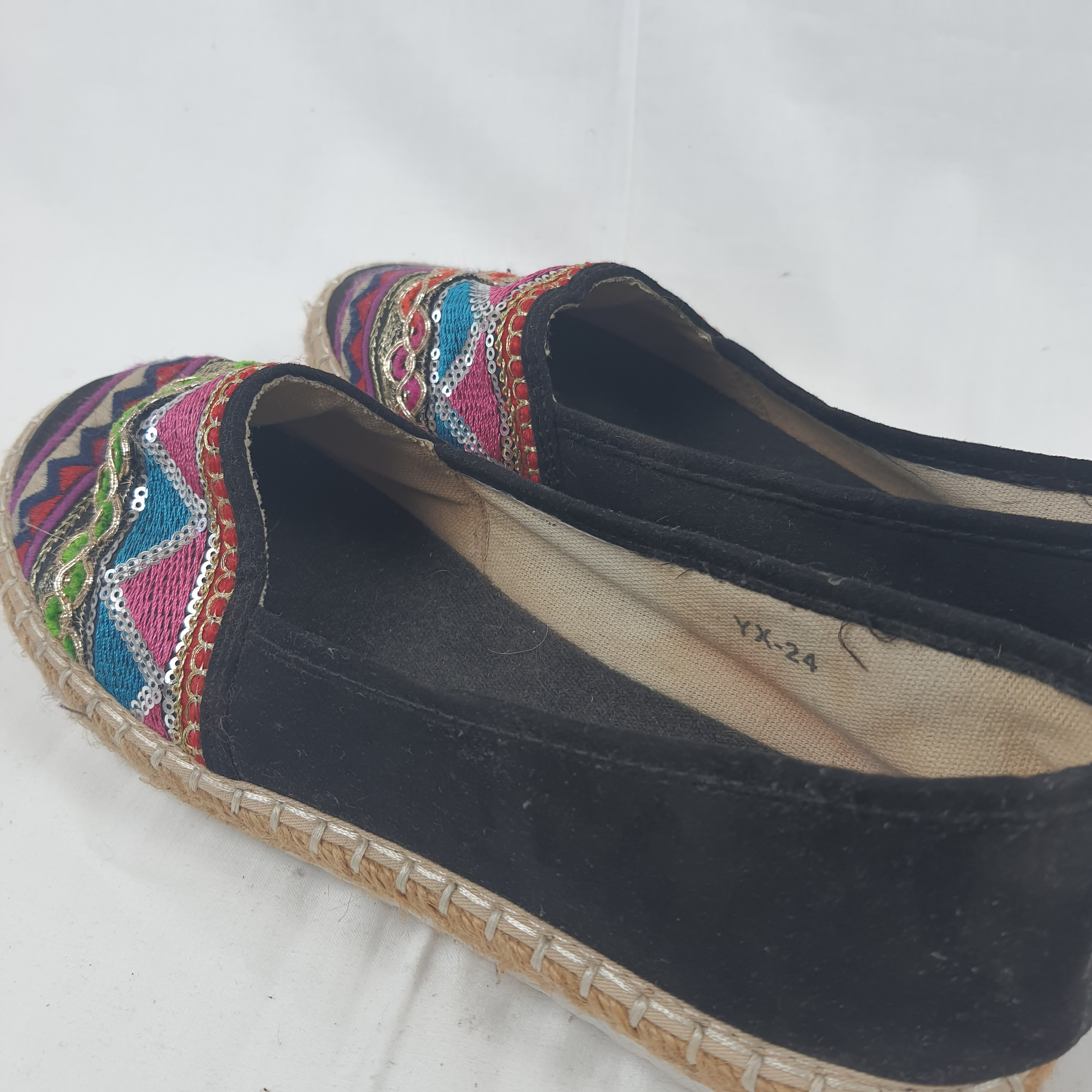 Voir photo 3 de espadrilles femme -Foreverfolie - 39 espadrilles femme -Foreverfolie - 39 Bon état reconditionné photo 3