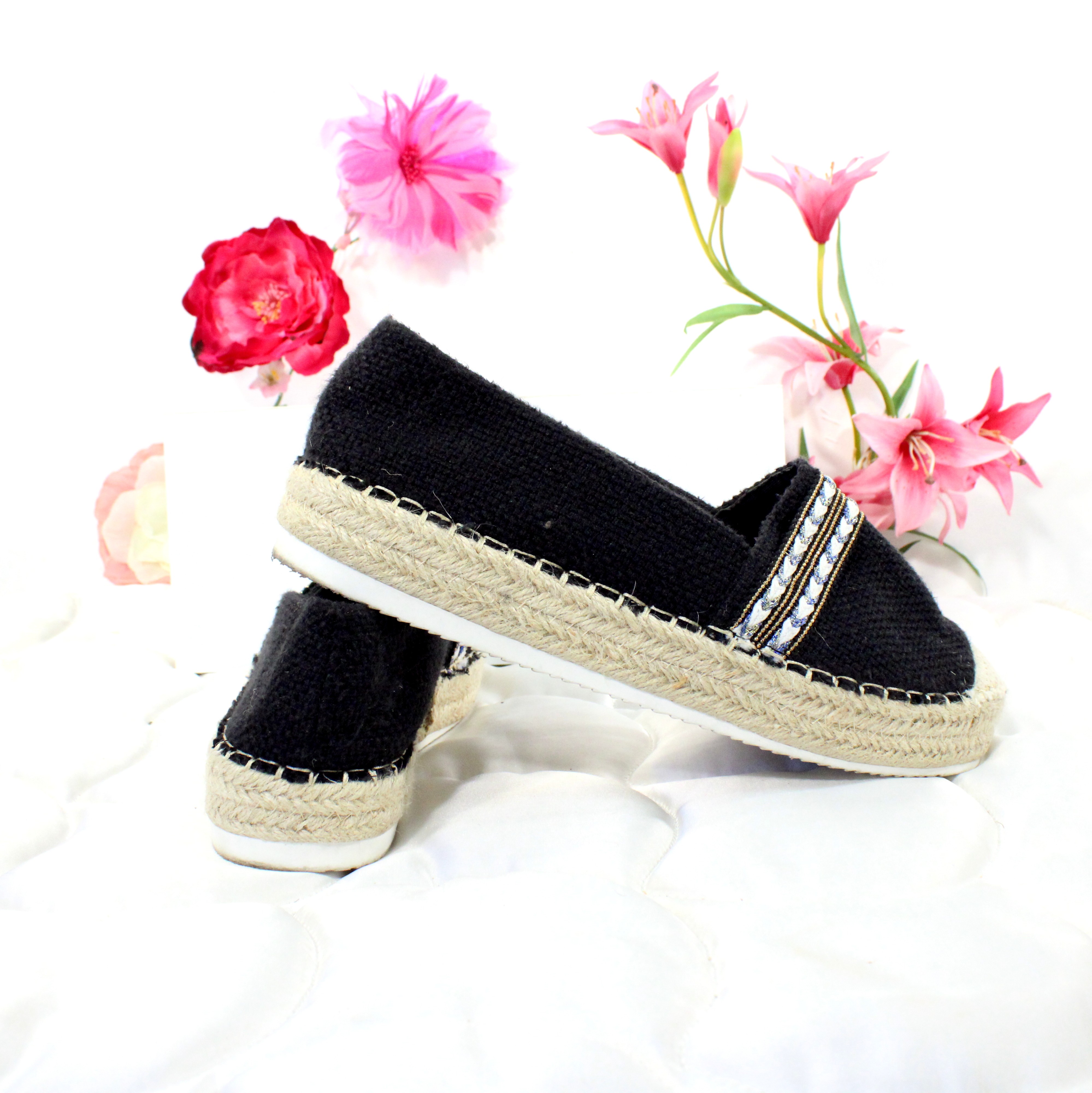 Voir photo 3 de Espadrilles Femme Noire STEPHAN Pointure 40 Espadrilles Femme Noire STEPHAN Pointure 40 Bon état reconditionné photo 3