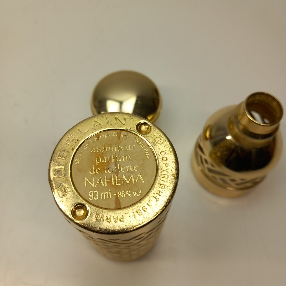 Voir photo 5 de Etui à Parfum Guerlain paris 1981Nahéma Etui à Parfum Guerlain paris 1981Nahéma Bon état reconditionné photo 5