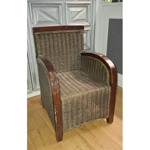 fauteuil d'enfant en rotin Bon état reconditionné disponible sur Rakuten