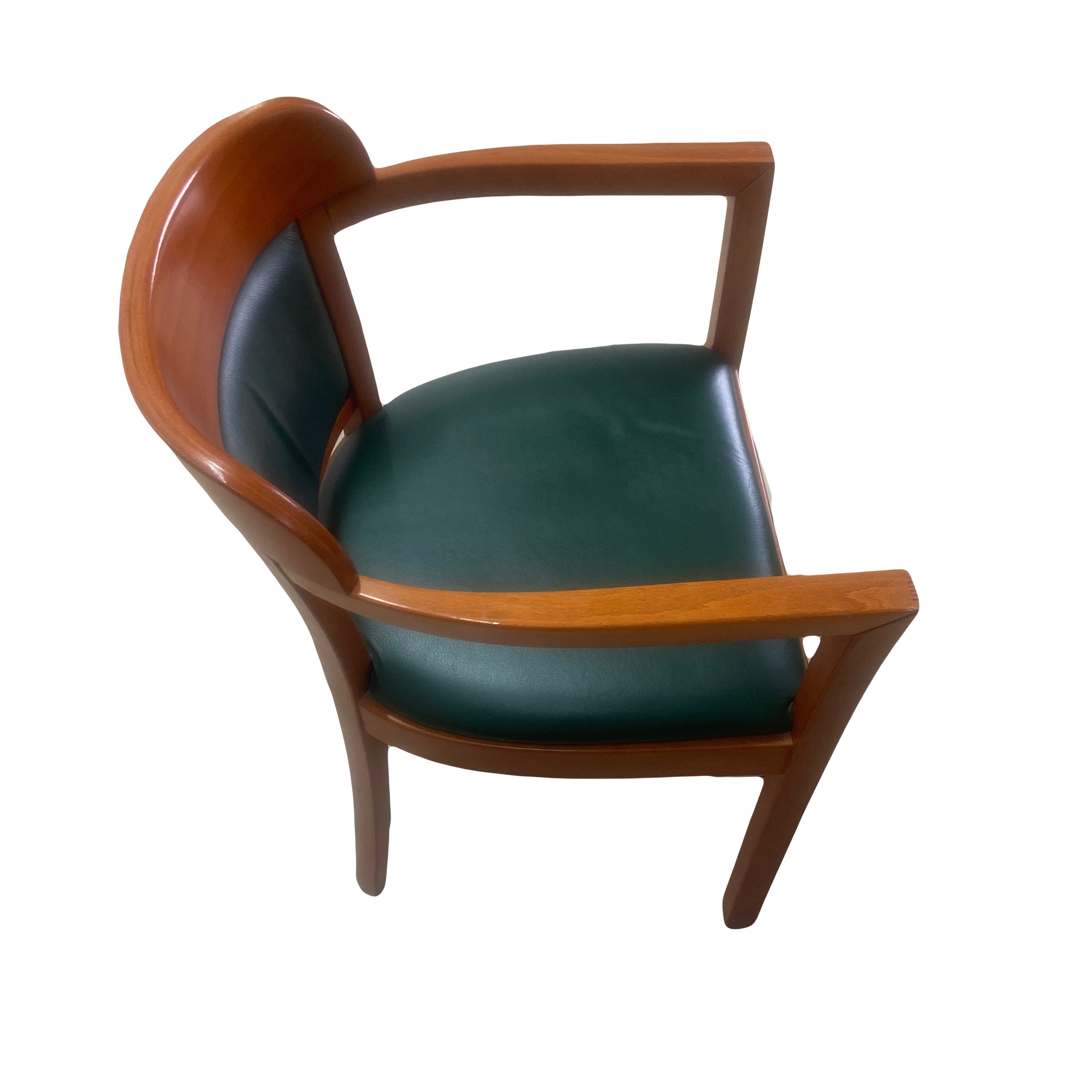 Fauteuil de Bureau Style Art Nouveau Assise Façon Cuir Vert Très bon état - 160,00 € Fauteuil de Bureau Style Art Nouveau Assise Façon Cuir Vert Très bon état reconditionné disponible sur Label Emmaüs
