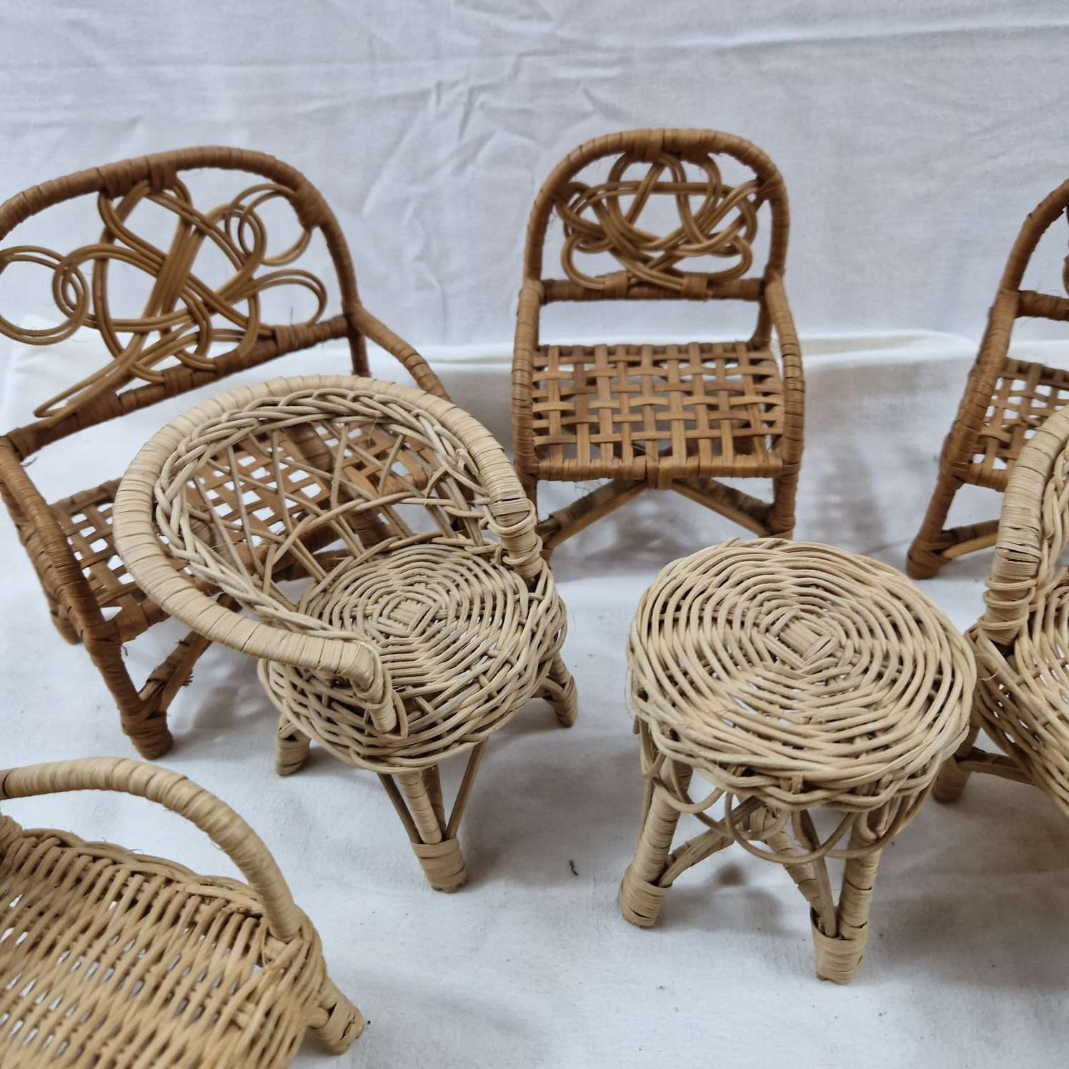 Voir photo 11 de Fauteuil en osier pour maisons de poupées Fauteuil en osier pour maisons de poupées reconditionné photo 11