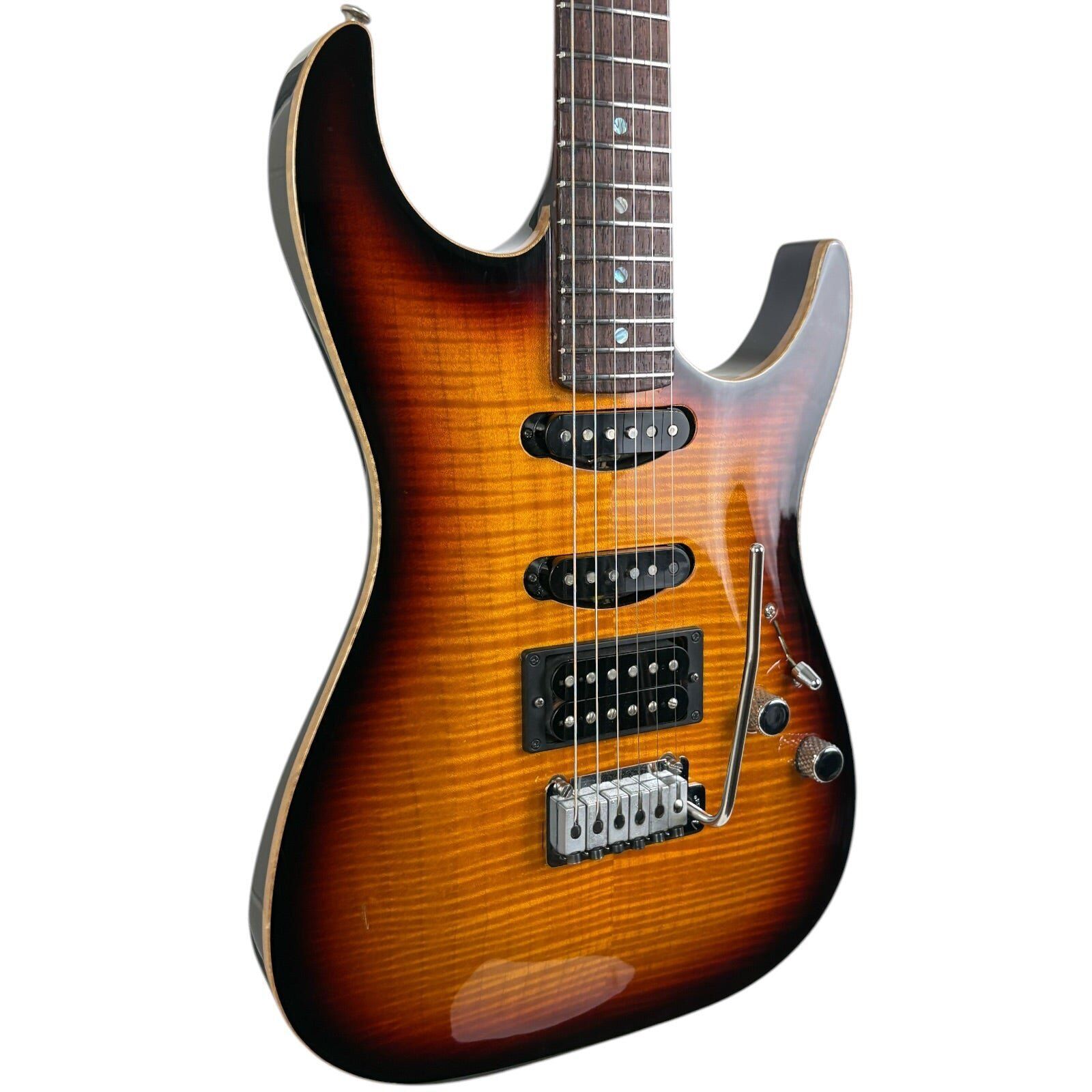 Fender Custom Shop Showmaster 2026 - Antique Burst Antique Burst Très bon état Fender reconditionné disponible sur Refurbed | Dero