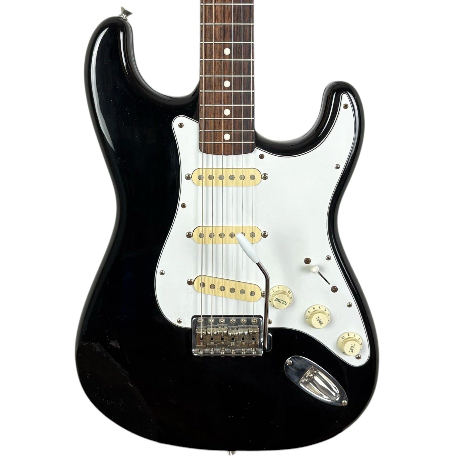 Fender Japan ST-STD Stratocaster 1994-1995 noir Bon état - 777,59 € Fender Japan ST-STD Stratocaster 1994-1995 noir Bon état Fender reconditionné disponible sur Refurbed | Dero