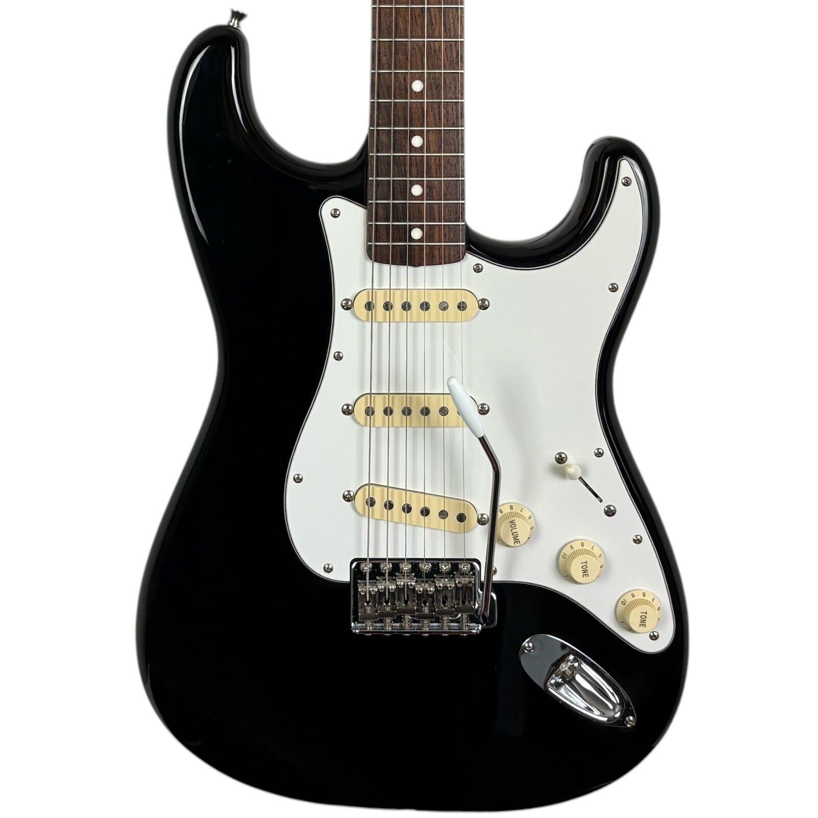 Fender Japan ST-STD Stratocaster 2007-2008 noir Bon état - 831,59 € Fender Japan ST-STD Stratocaster 2007-2008 noir Bon état Fender reconditionné disponible sur Refurbed | Dero