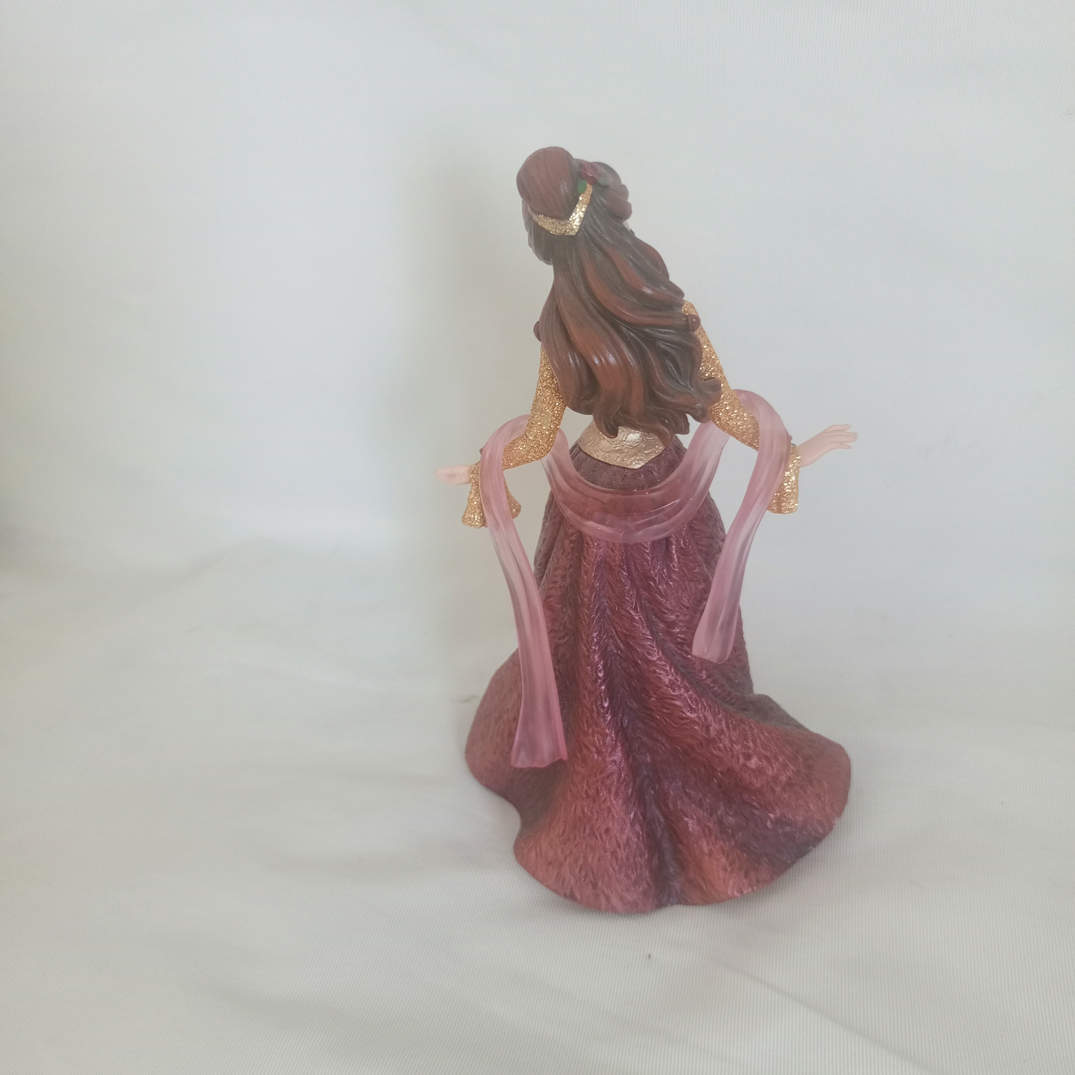 Voir photo 5 de Figurine princesse la belle au bois dormant Figurine princesse la belle au bois dormant État correct reconditionné photo 5