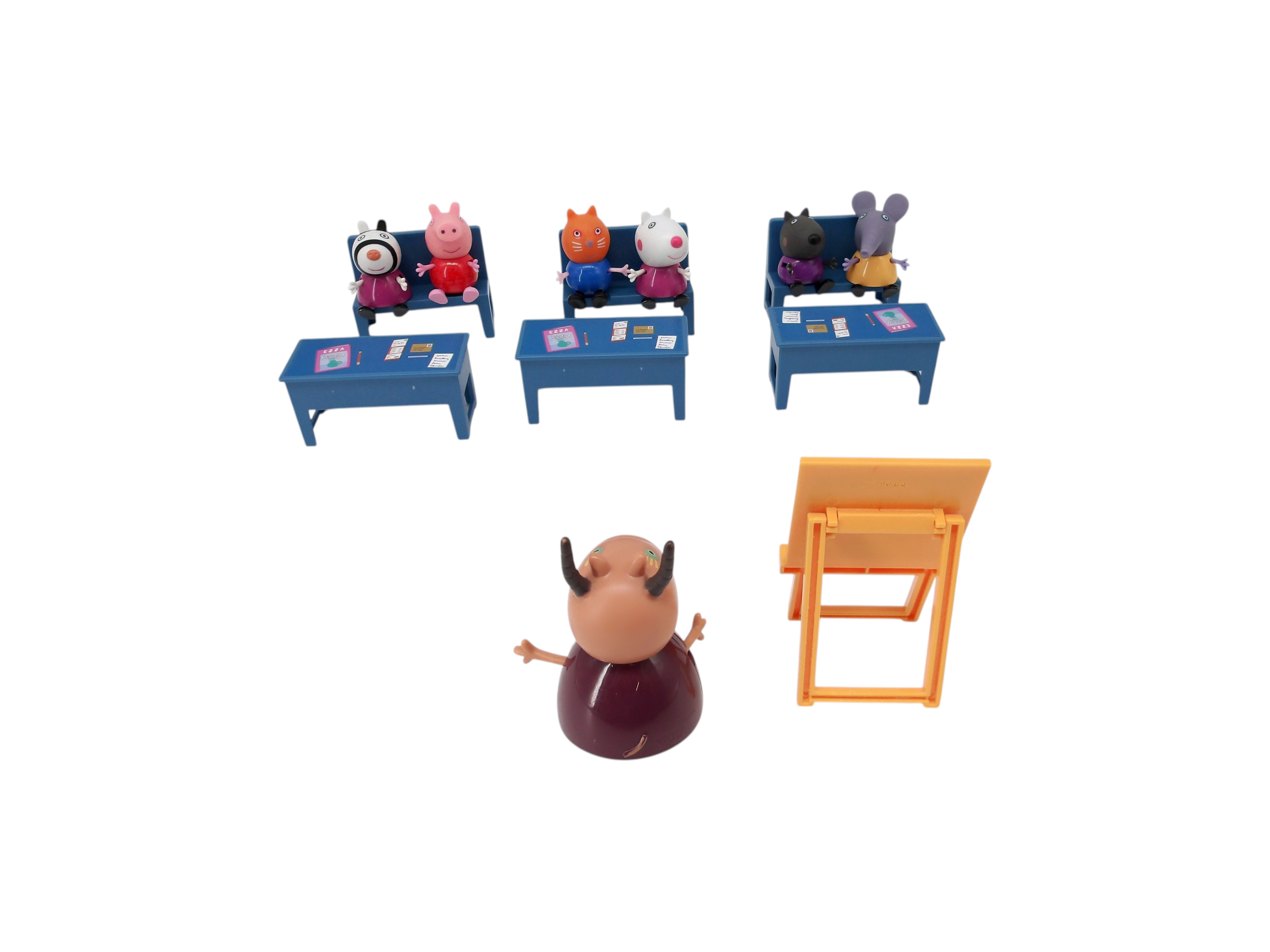 Voir photo 2 de Figurines - Peppa Pig en classe - x7 Figurines - Peppa Pig en classe - x7 Très bon état reconditionné photo 2