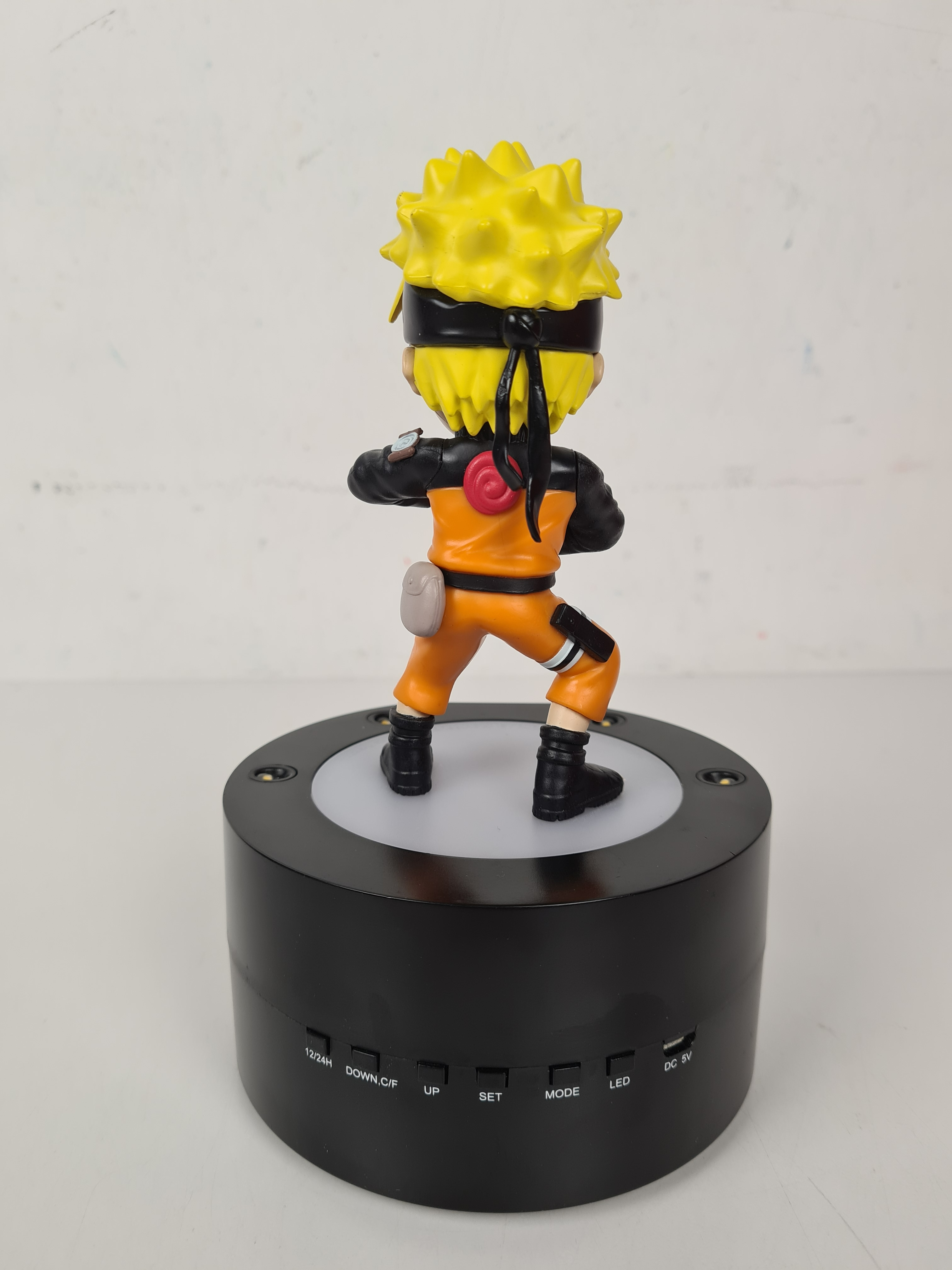 Voir photo 3 de Figurines - Réveil éducatif lumineux Naruto - Teknofun - 20 cm Figurines - Réveil éducatif lumineux Naruto - Teknofun - 20 cm Bon état reconditionné photo 3
