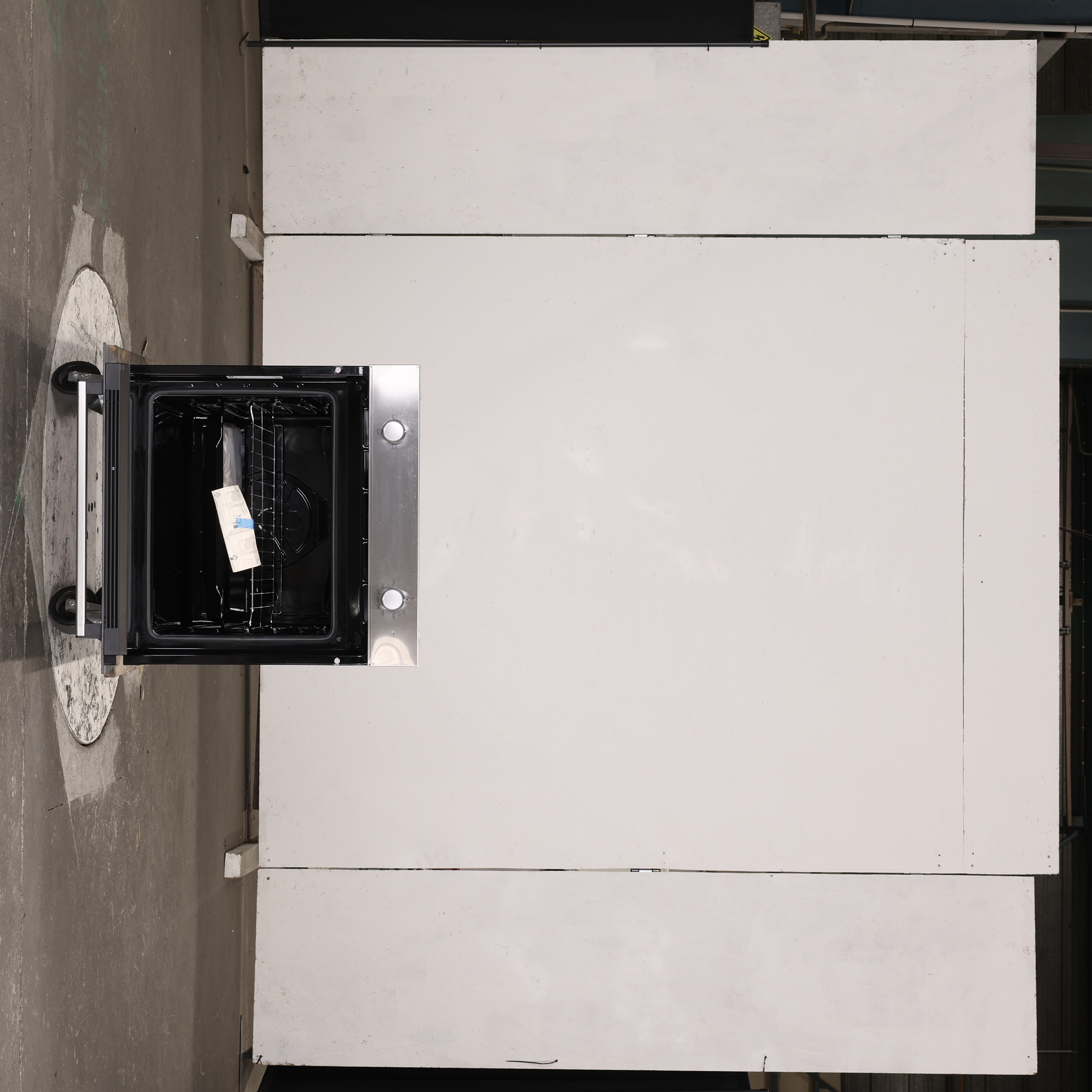 Four chaleur tournante BEKO BBIC14000X Très bon état Beko reconditionné disponible sur Underdog | Dero