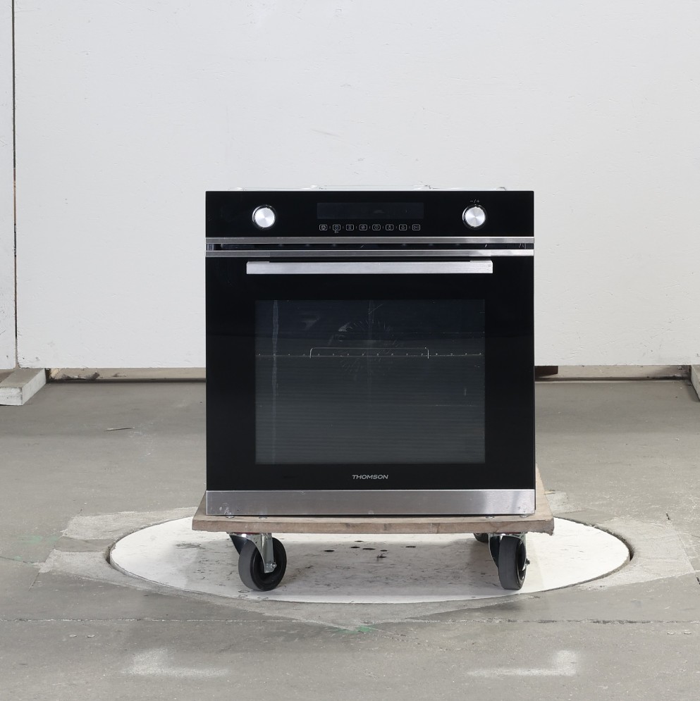 Four Chaleur Tournante THOMSON TMFP72BX Très bon état reconditionné disponible sur Underdog
