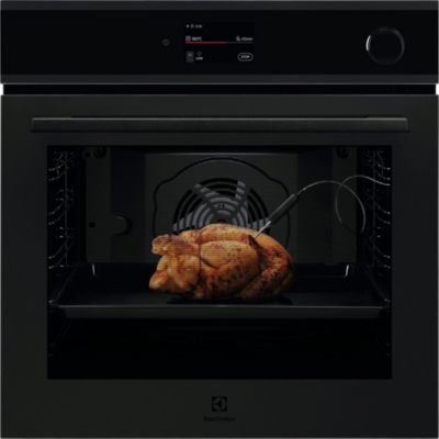 Four encastrable fonction vapeur ELECTROLUX EOC9P3XT AI Taste Assist et Steamcrips Très bon état reconditionné disponible sur Boulanger